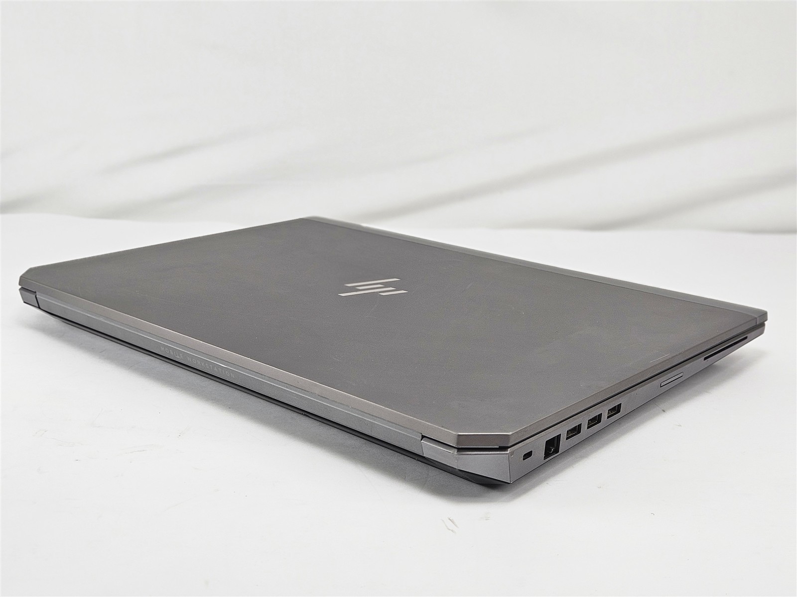 HP ZBook 17 G6 Intel Xeon E-2286M 64GB 1TB SSD RTX 4000 17.3″