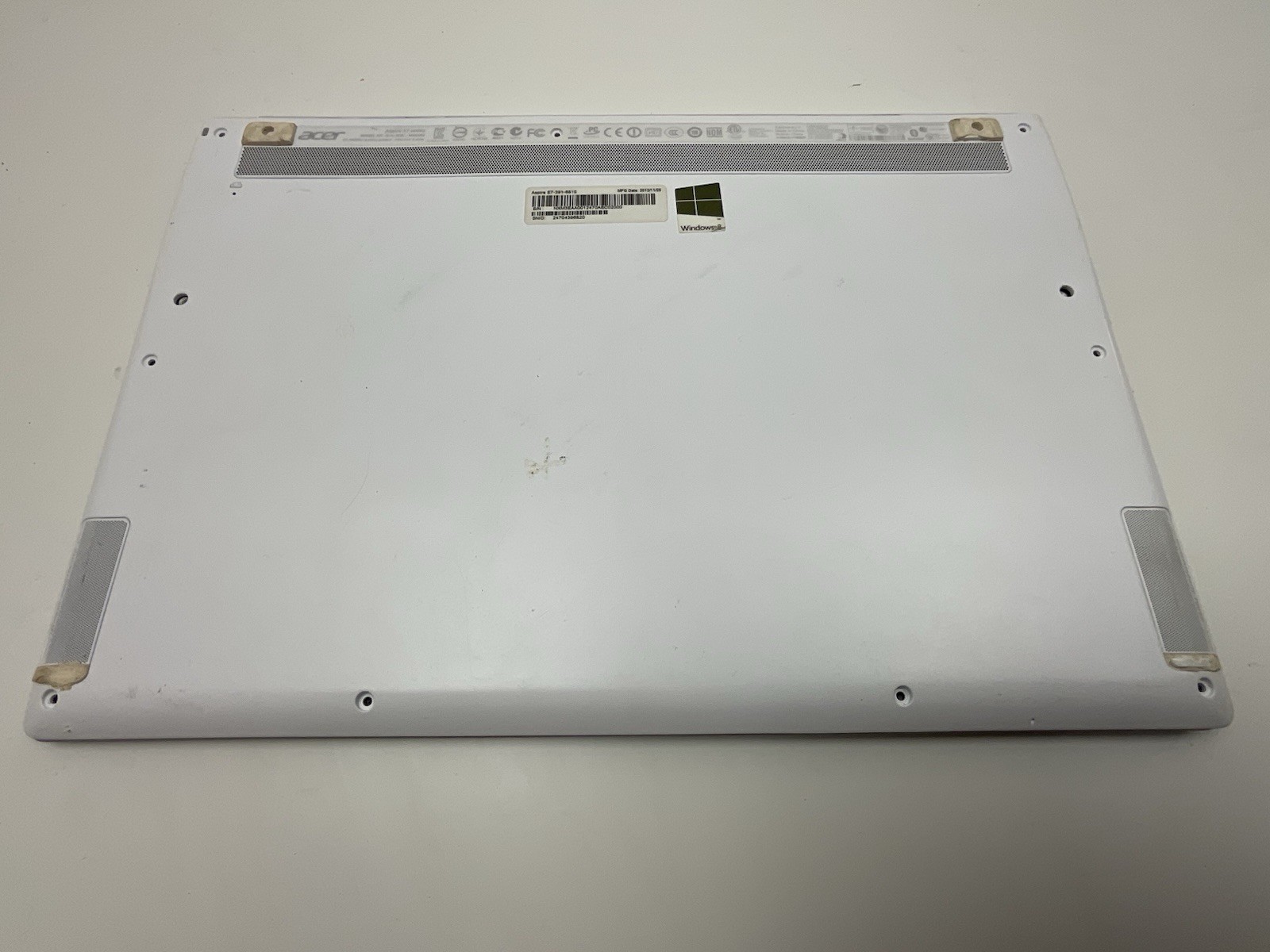 Acer Aspire s7-391-6810 laptop FOR PARTS