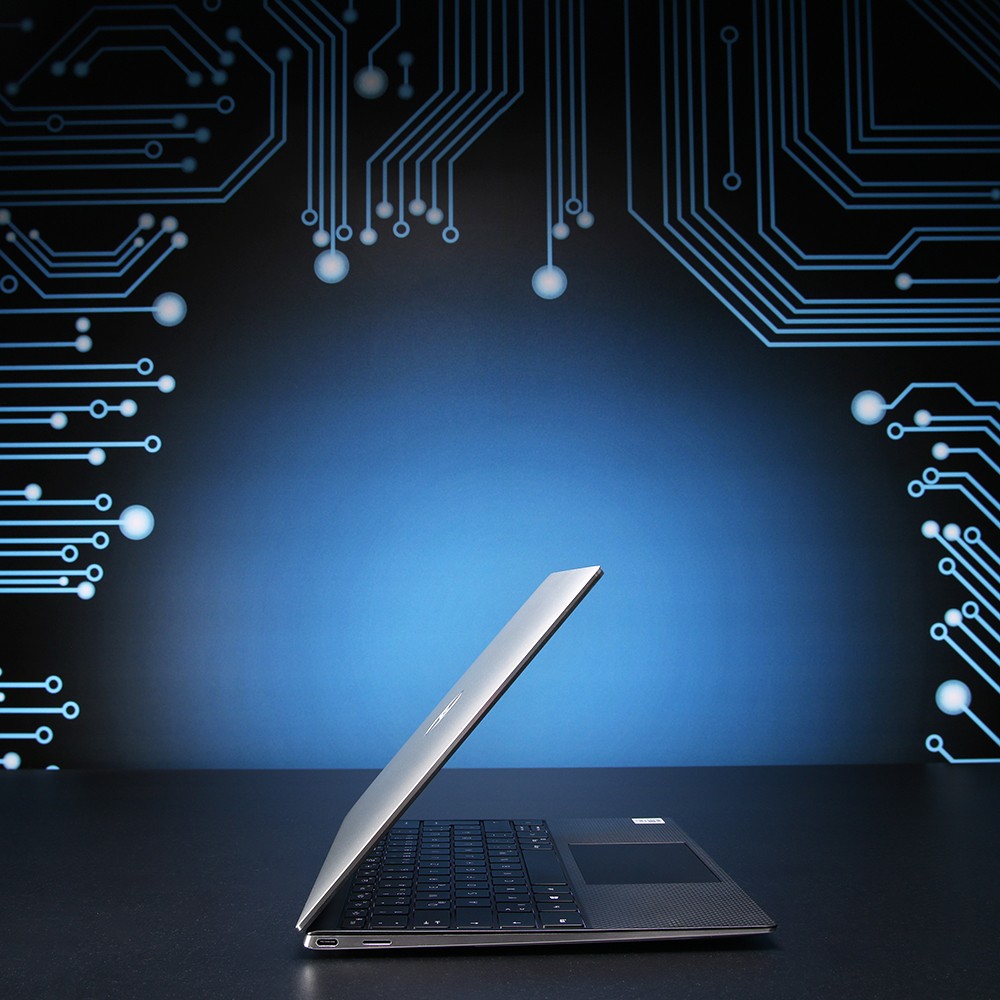 Dell XPS 13 9300 // Intel Core i7-1065G7, 16GB RAM, 512GB SSD
