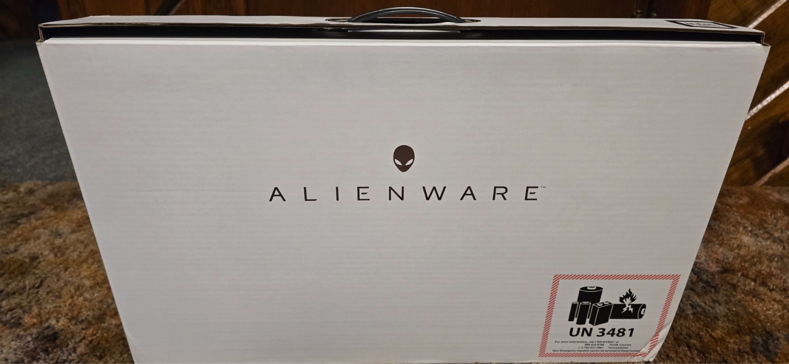 alienware M15 R7 3080ti, QHD, 64gb ram, 1TB Storage, MK cherry KB + travel bag