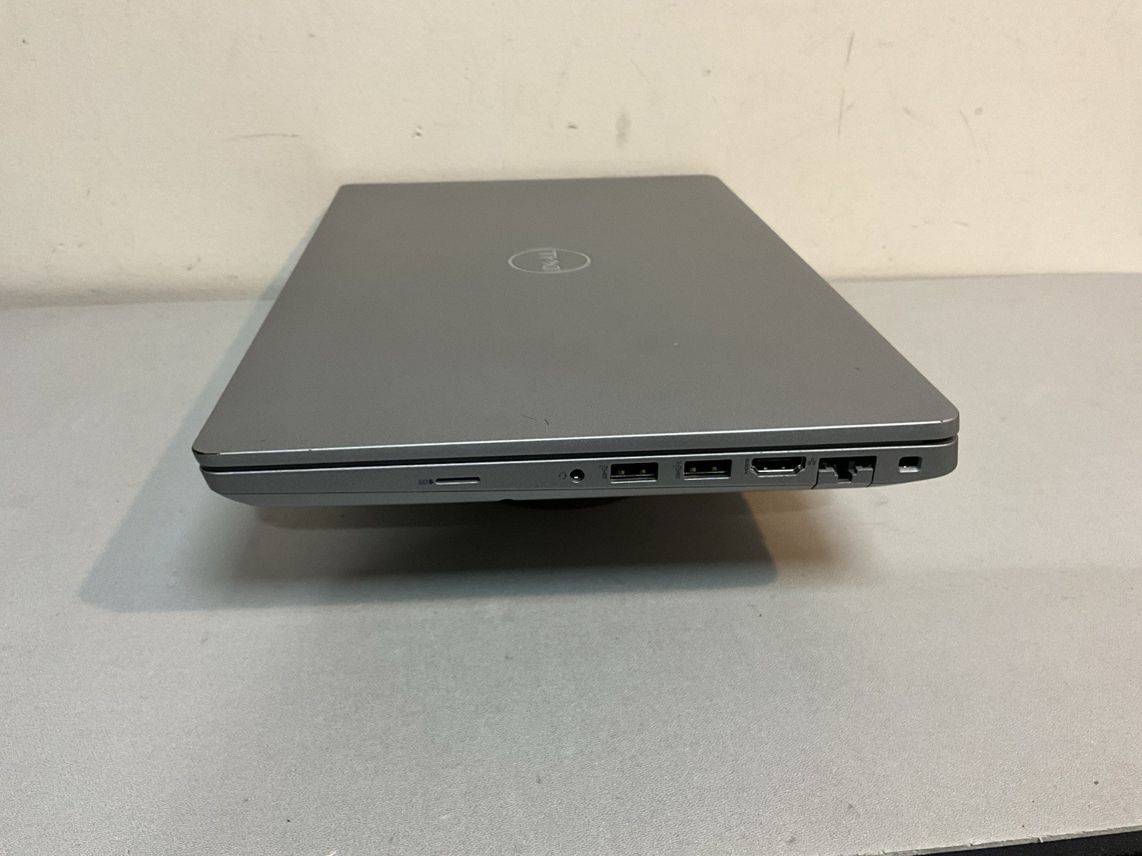 Dell Precision 3470 Used 14″ i5-1250P, 16GB RAM, 512GB SSD Windows 11 Pro