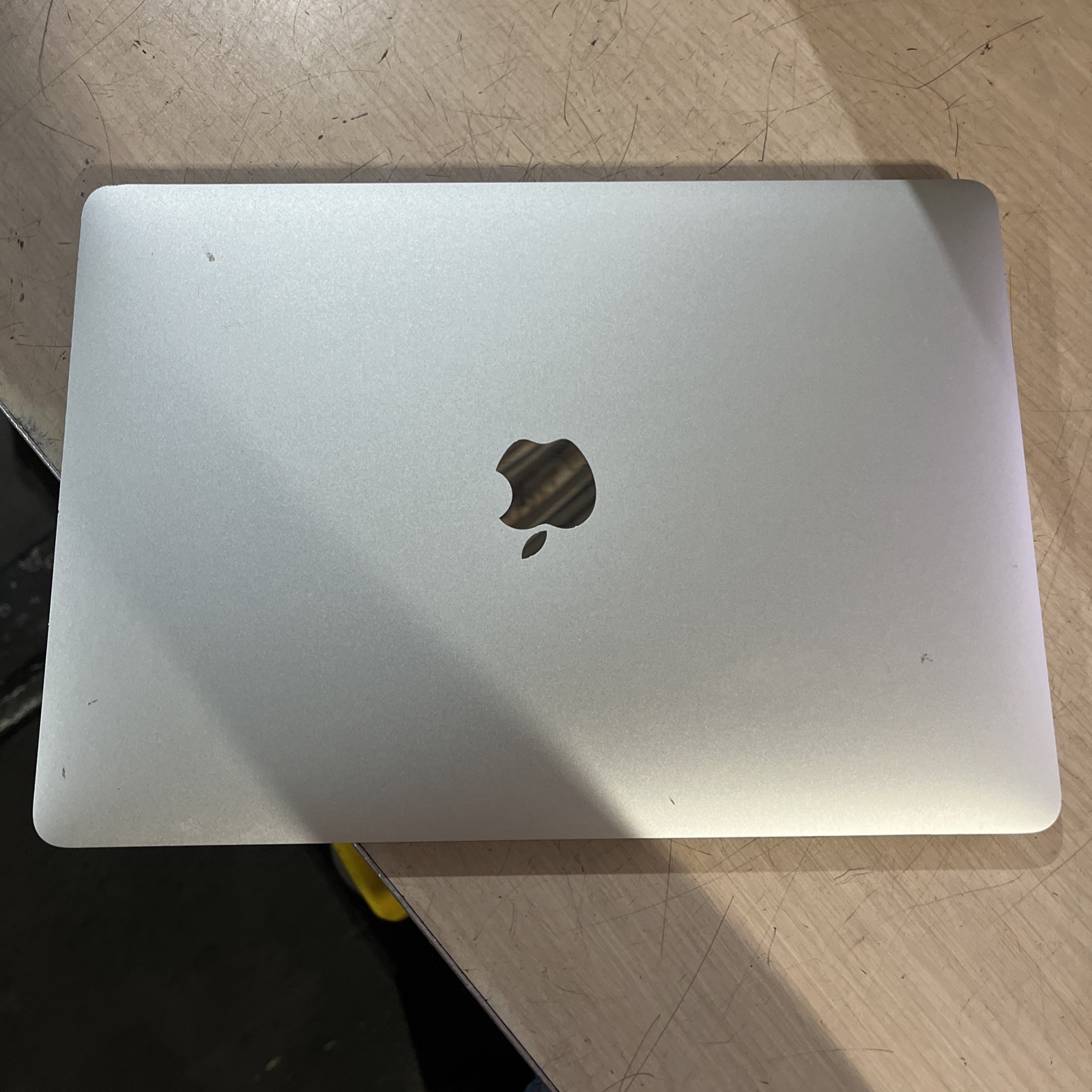 APPLE MACBOOK AIR 13″ 8 CPU/7 GPU “M1” 3.2GHZ 8GB RAM 128SSD