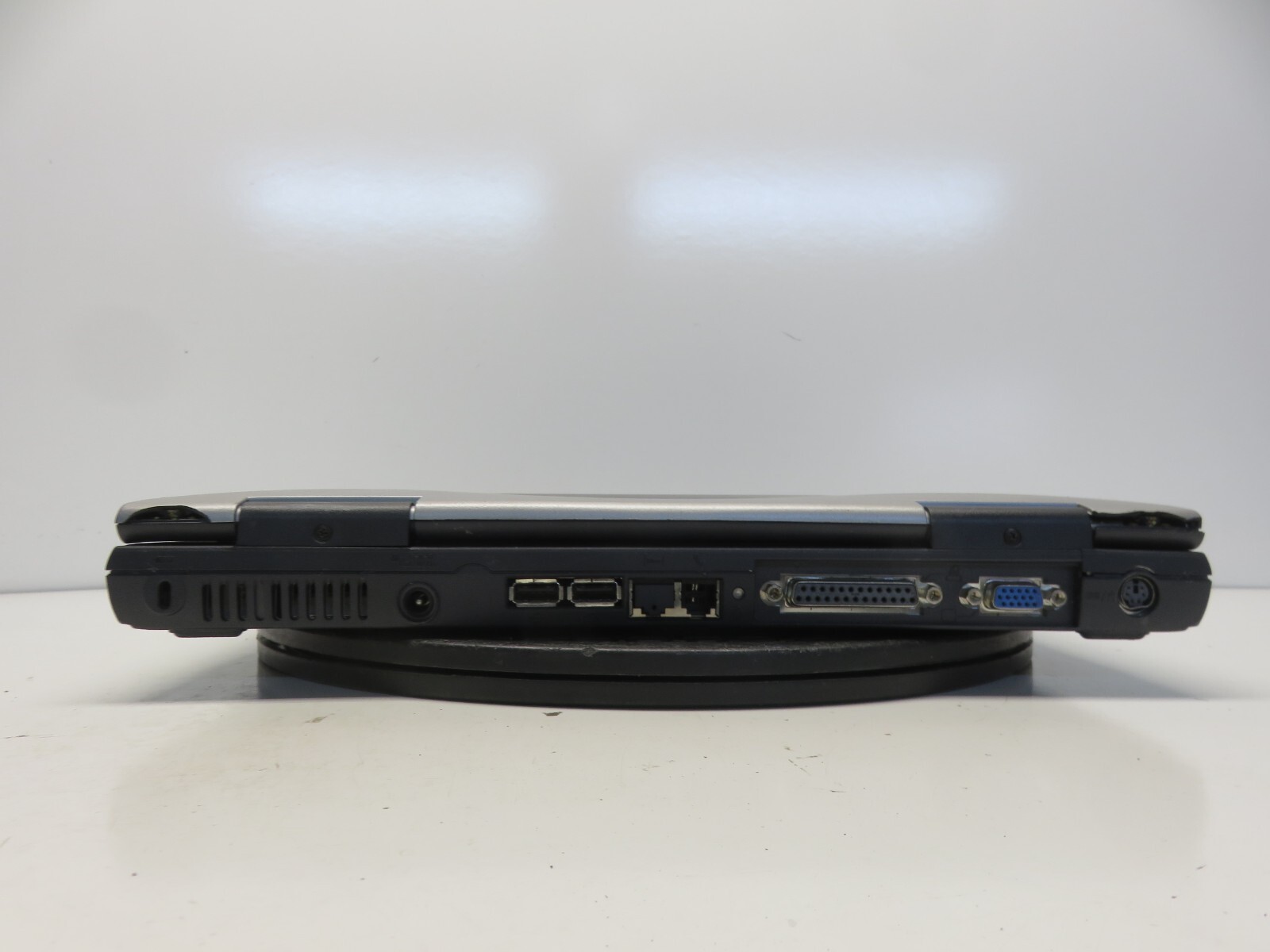 Toshiba Satellite 1715XCDS Intel Mobile Celeron 600MHz 128 MB NO HDD No Batt