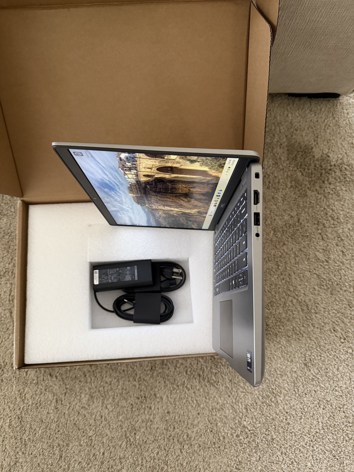 DELL LATITUDE 5450 ULTRA 5 512GB SSD 16GB RAM