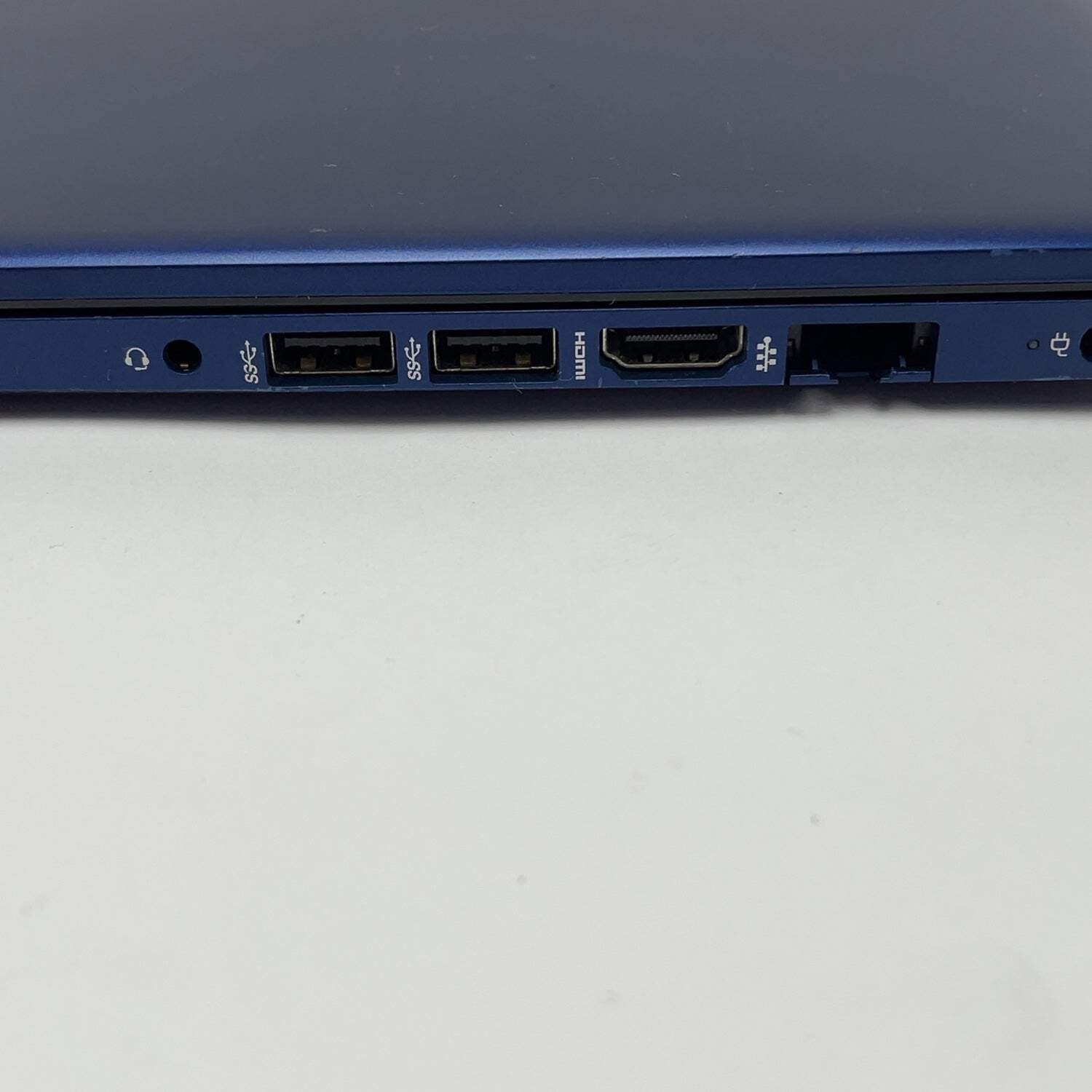 Broken HP Stream 14-CF2111WM 14″ N4120 1.1GHz 4GB RAM 64GB SSD Frame Chipped
