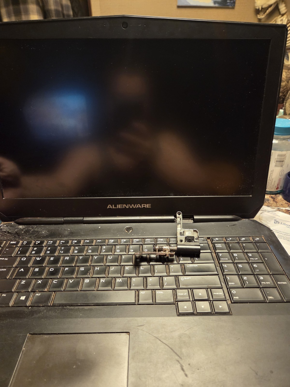 Alienware 17 R2 17.3″ Laptop Intel Core I7 3.7-3.9 Ghz, M980 GPU Parts Only