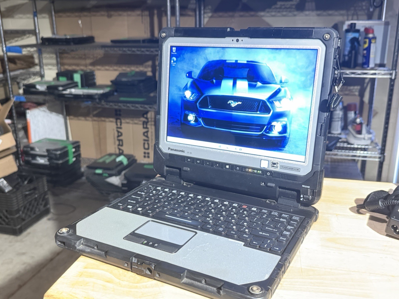 Panasonic ToughBook CF-33 12” i5-6300U 8GB Ram 512 GB SSD Win11 Pro. Touch