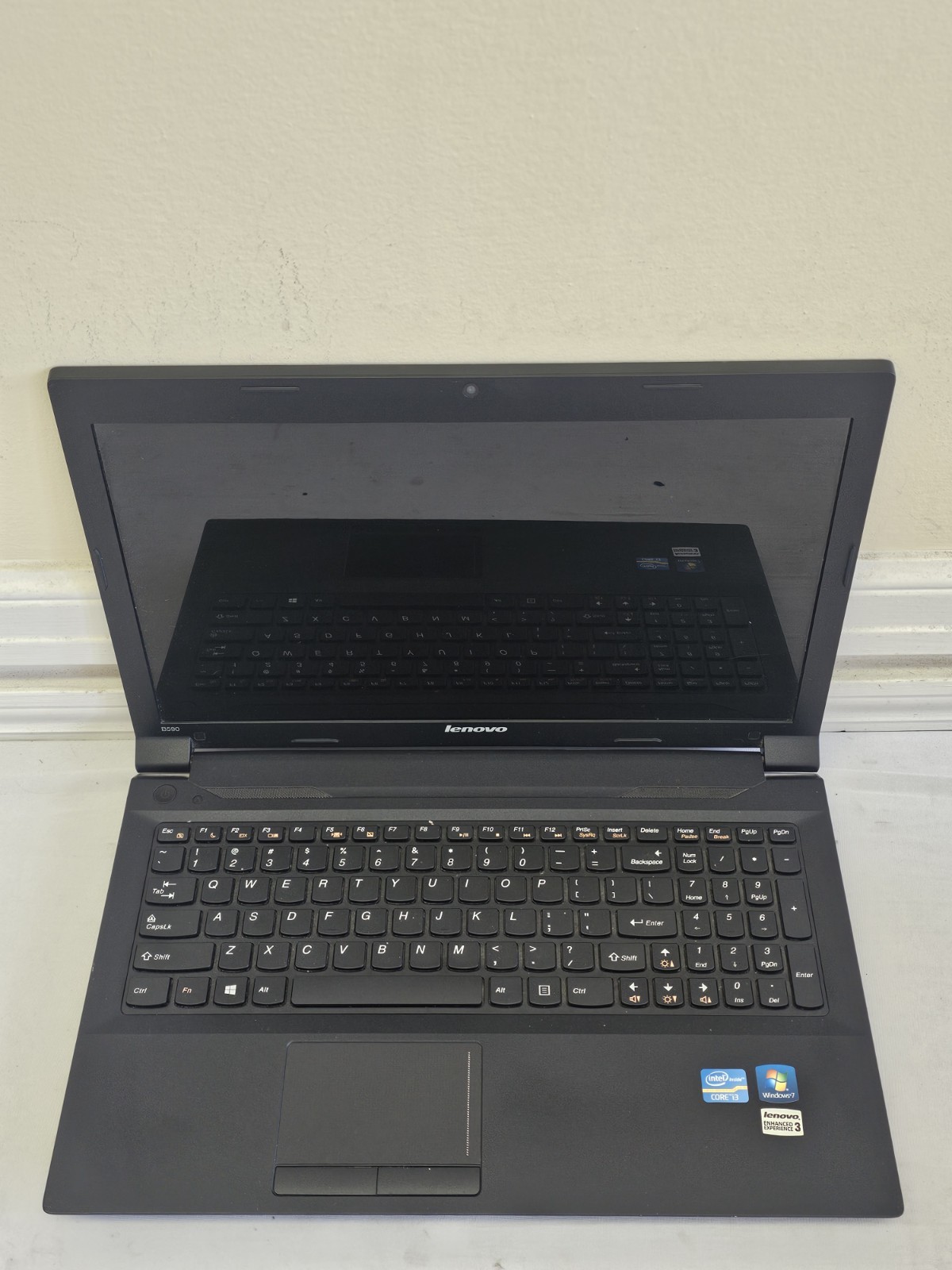 Lenovo B590 Laptop – Intel i3-3110m – 4GB RAM – 500GB HDD – Windows 10