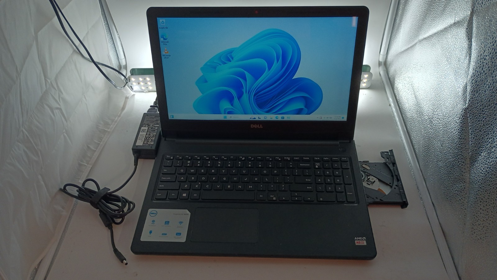 11056 inspiron3565 w/charger.A6-9200 Radeon R4.8GB.128GB SSD.15.6″.Optical.W11