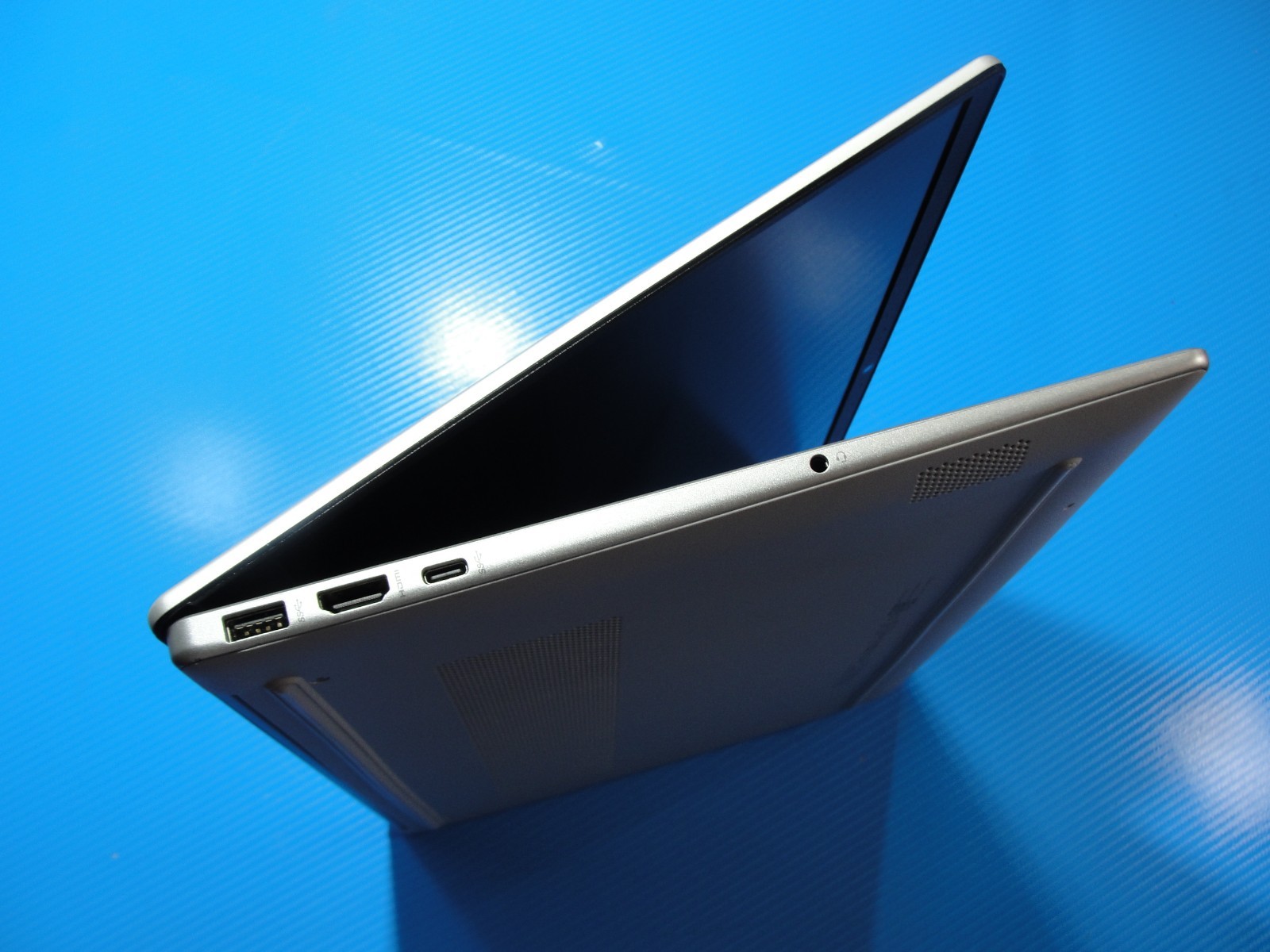 HP 15-FD0025ST 15.6″ FHD Intel Core i5-1335U 1.3GHz 8GB RAM 256GB SSD +P/A