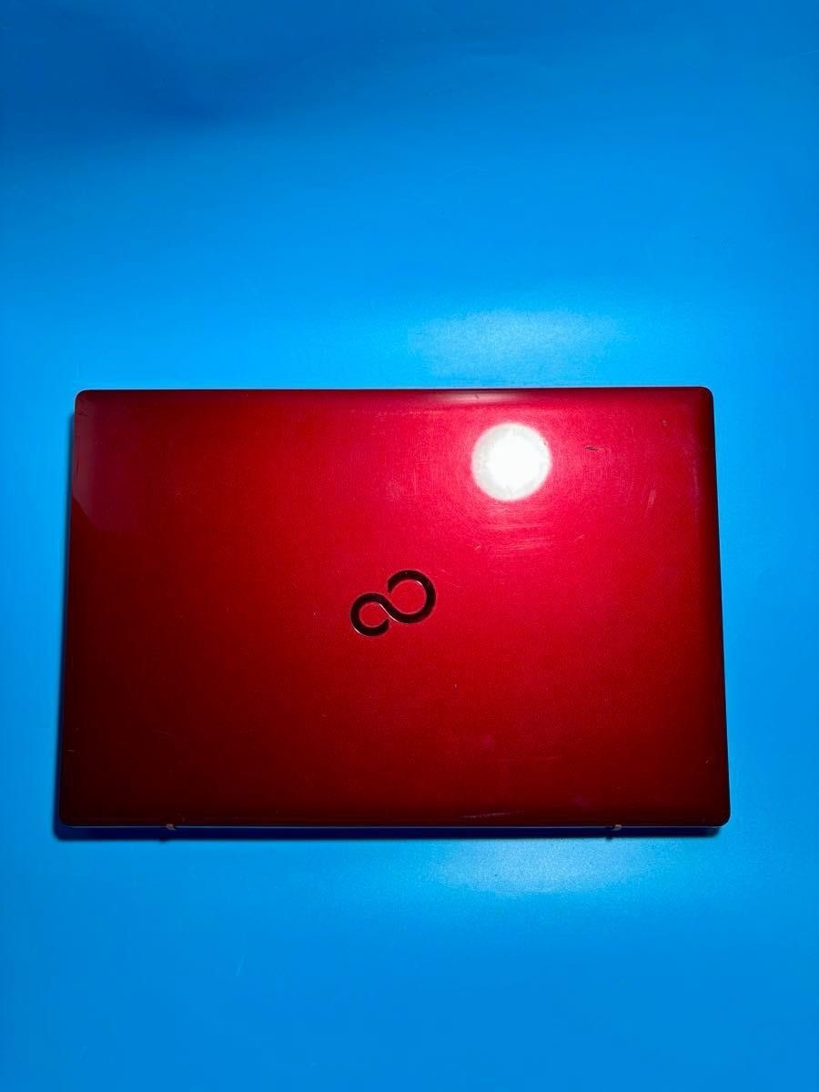 Fujitsu LIFEBOOK AH53/B3 8th generation i7 high speed SSD Notebook PC 17