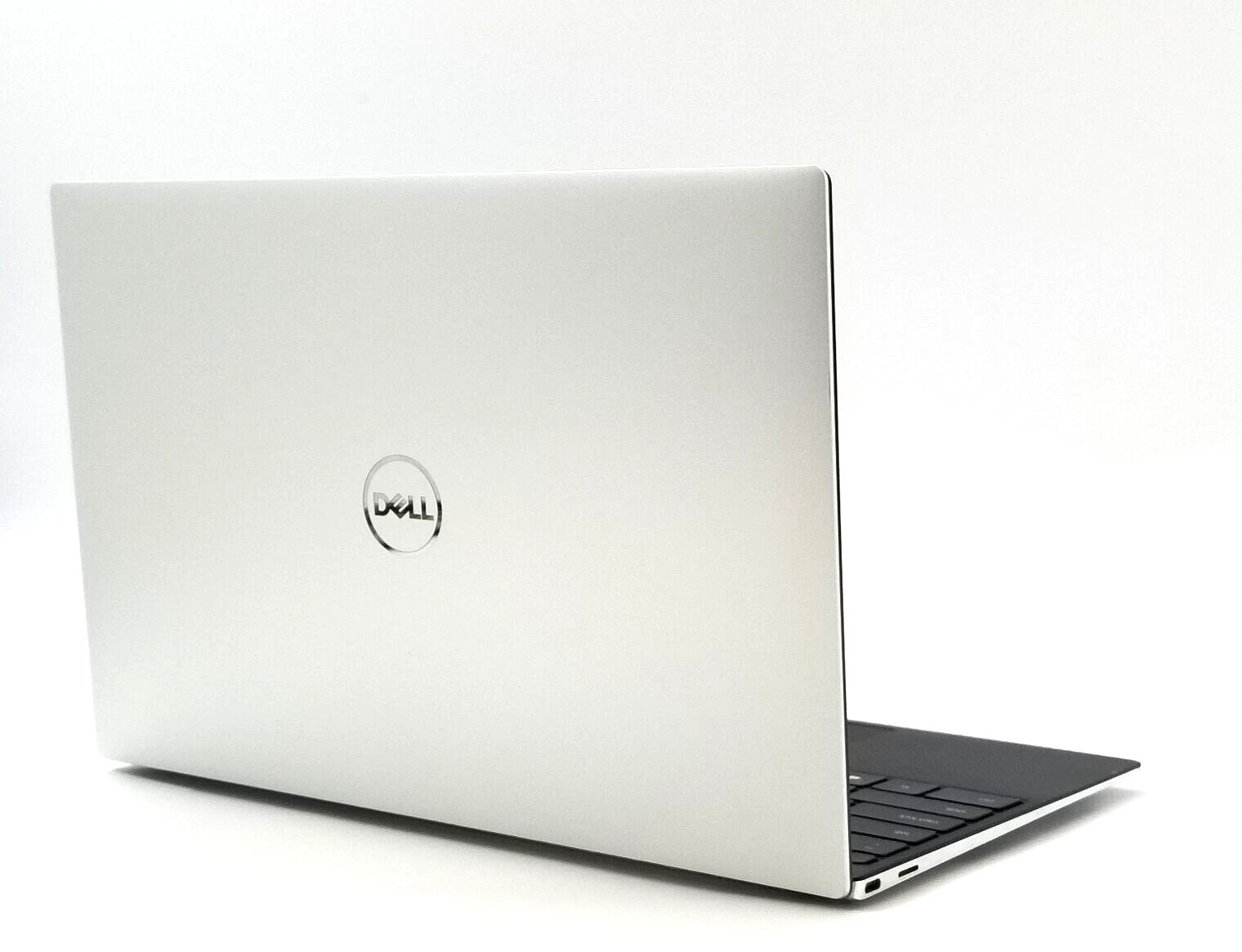 Dell XPS 13 9300 13.4” Laptop Intel i5-1035G1 8GB RAM 256GB SSD Windows 11 pro