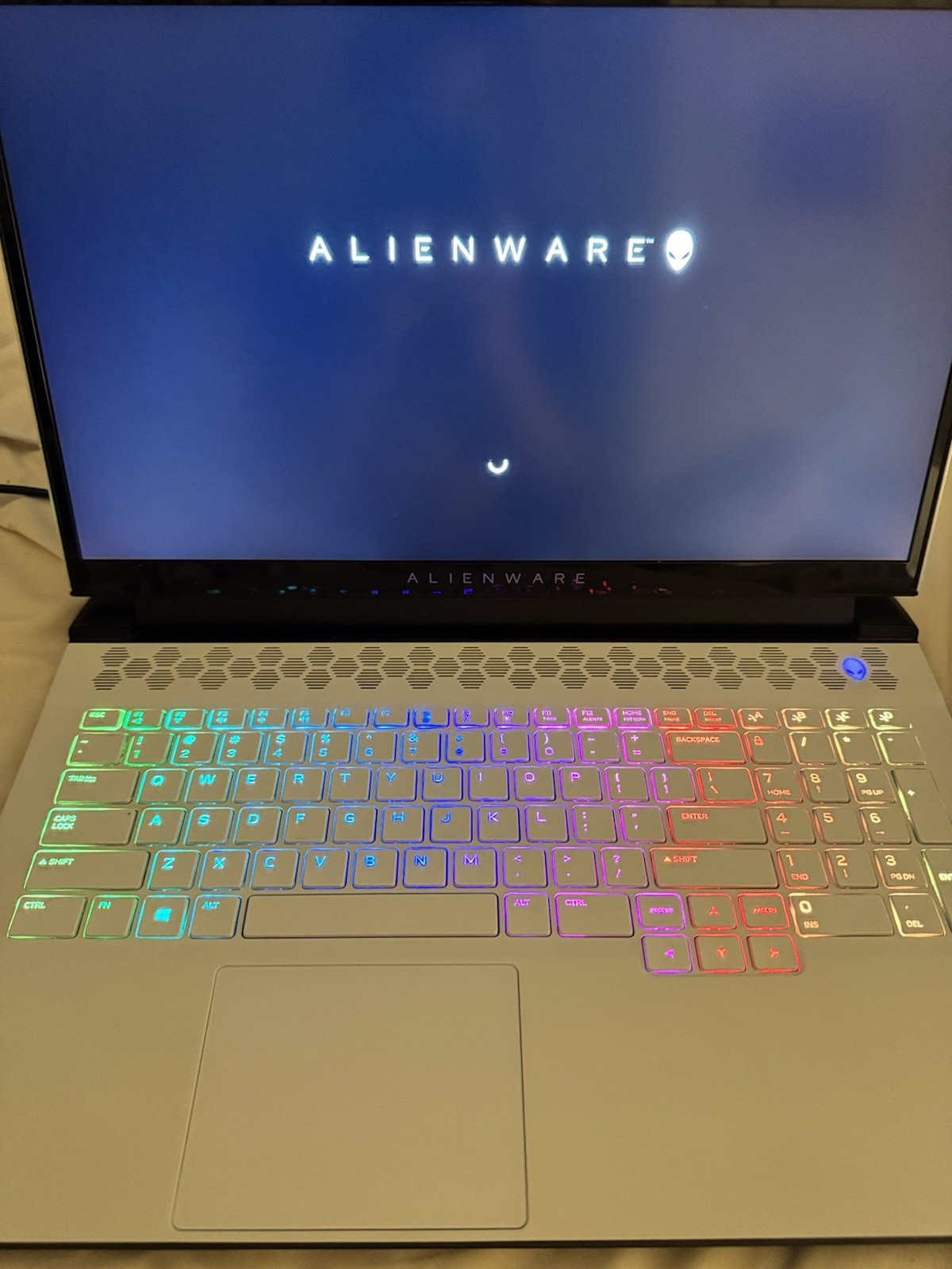 Alienware M17 R4 17.3″ Intel Core i7-10870H 360Hz 2.2GHz 16GB 1TB SSD RTX 3070