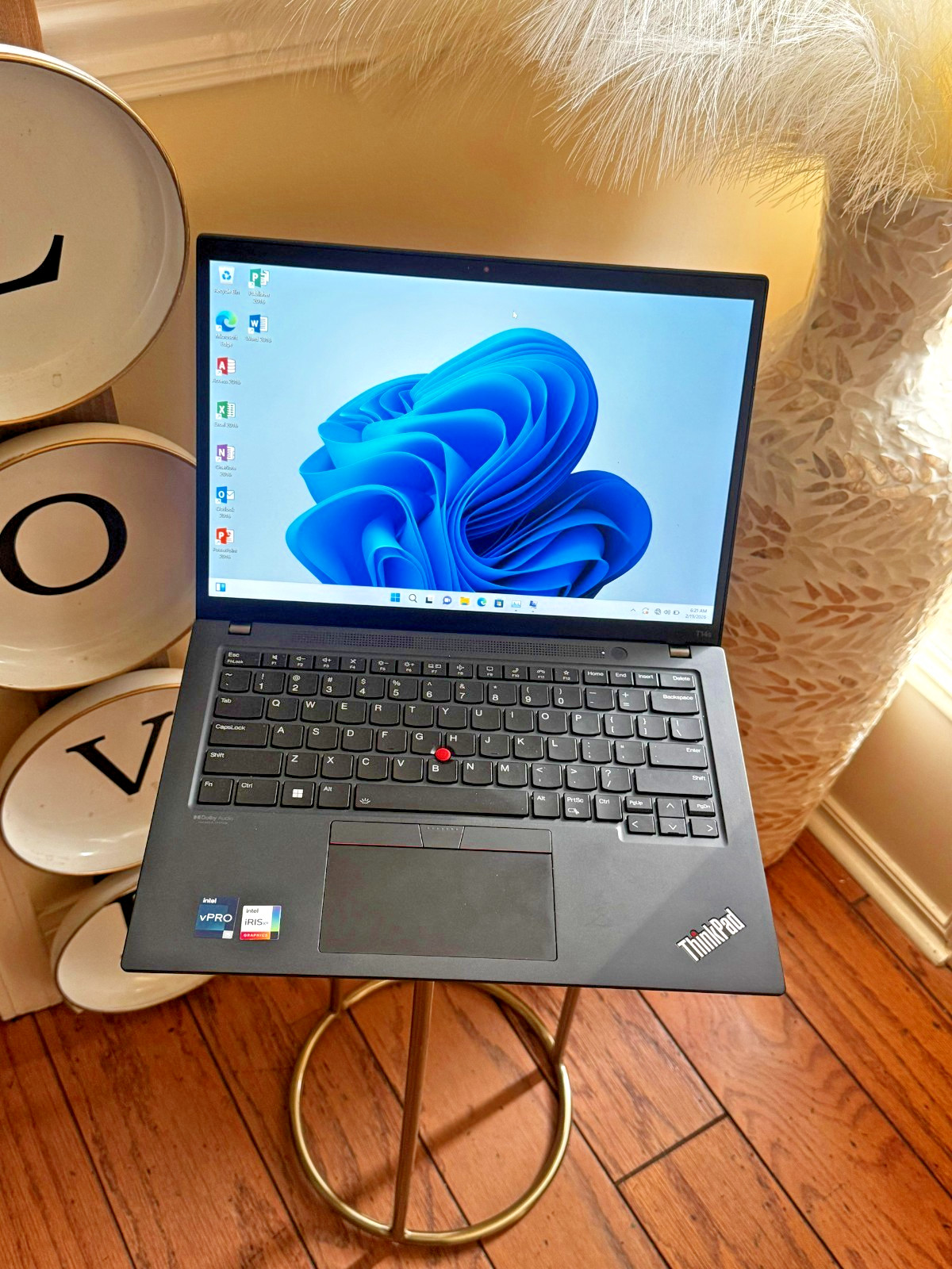 Lenovo ThinkPad T14s Gen 3 i5-i5-1245U -16GB RAM–Full Microsoft office