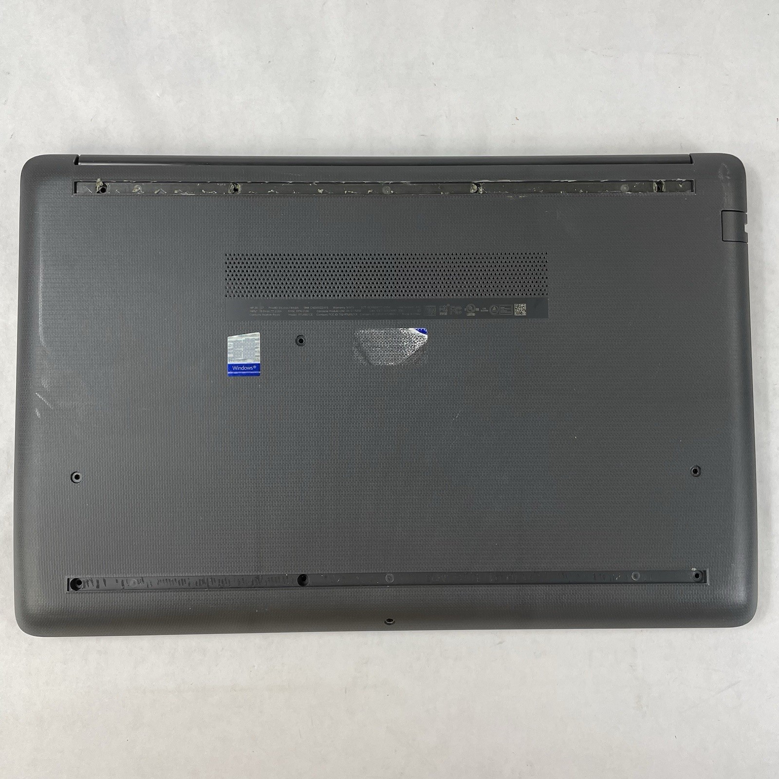 HP 255 G7 15.6″ Ryzen 3 2200U 2.50 GHz 8 GB RAM No SSD/OS/AC