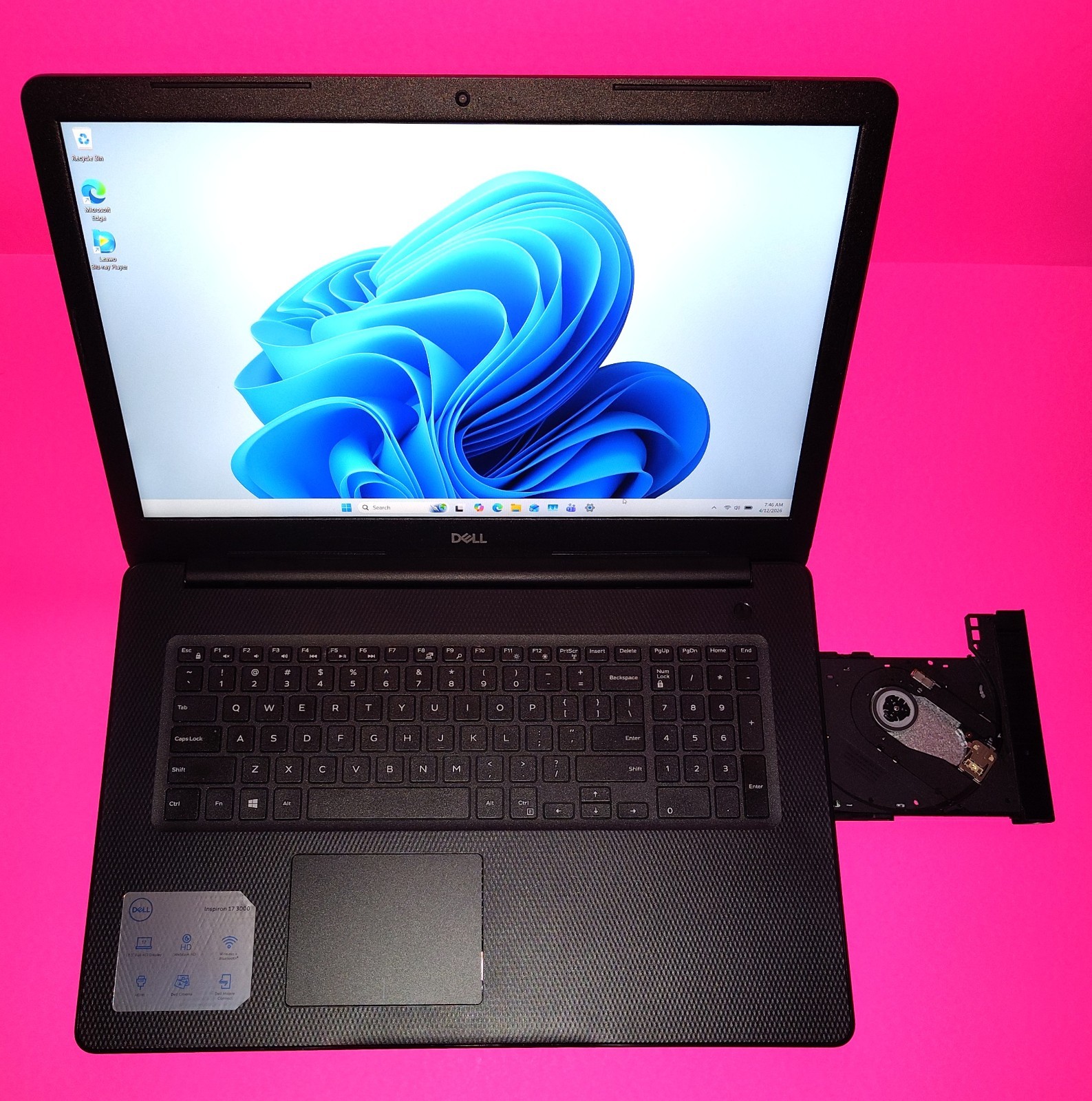 DELL 17.3″ FHD Laptop DVD-RW 256GB SSD 8GB Intel i3-1005G1 New Battery Win 11