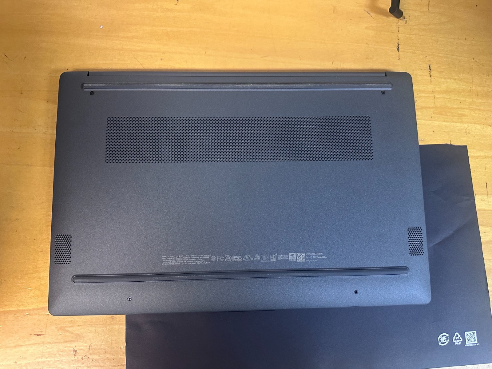 HP 255 G10 15.6″ Ryzen 7 7735U 16GB 512GB A82ZVUA