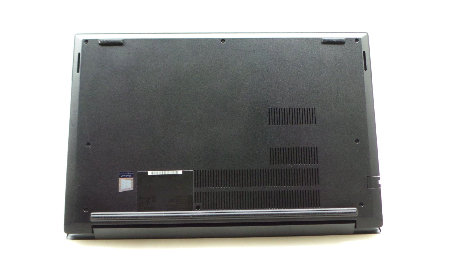 Lenovo ThinkPad E15 | 15.6” | i5-10210U 1.60GHz | 8GB RAM 1TB HDD | WIN 11 PRO