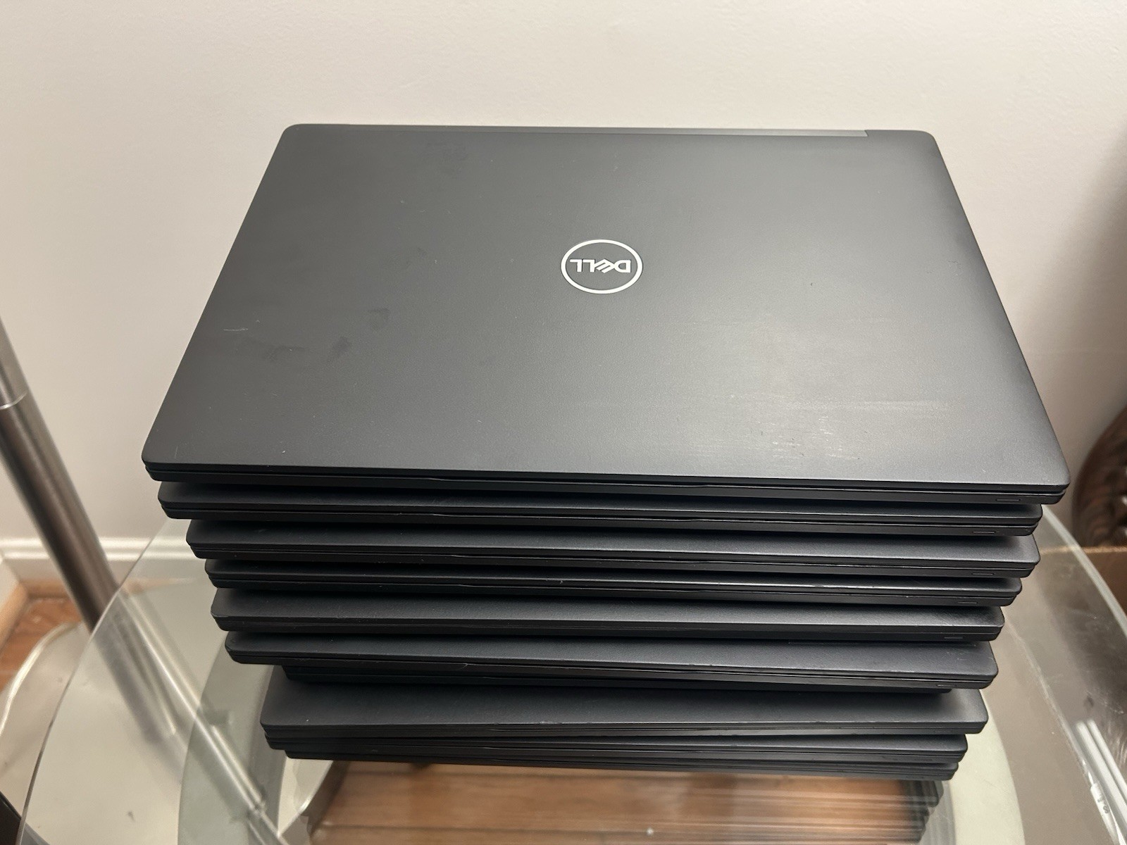 Lot of 15 Dell Latitude 7490 14.1″ (256GB SSD, Core i5 8th Gen, 1.70 GHz, 8GB)