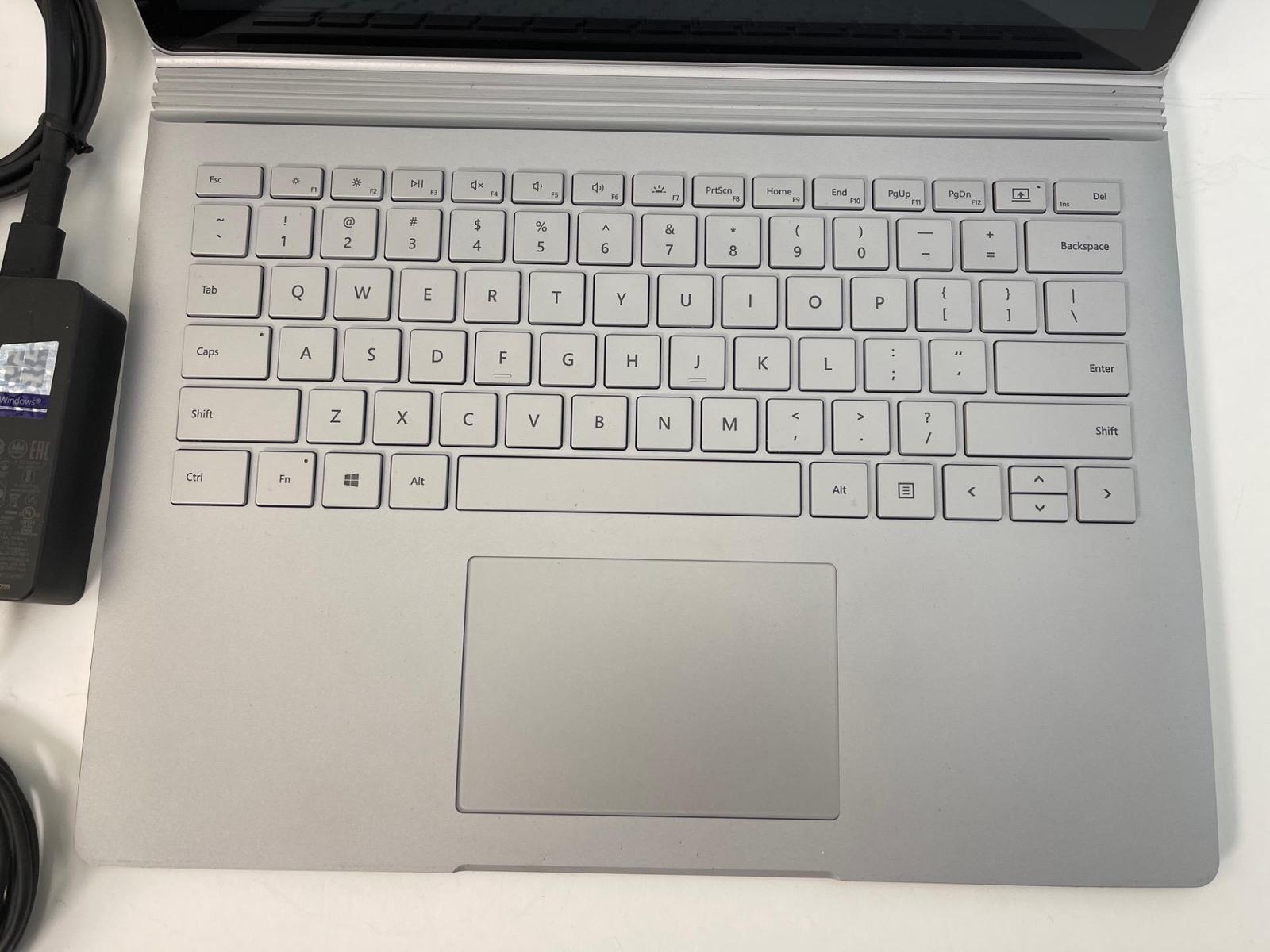 Microsoft Surface Book 2 13.5″ Laptop Notebook PC (Core i7 8GB 256GB) HN4-00001