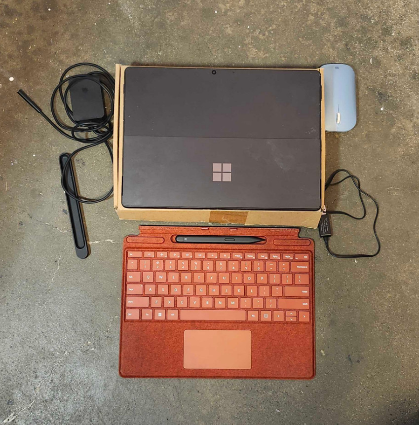 microsoft surface pro 8 13 with pen, mouse, and keyboard