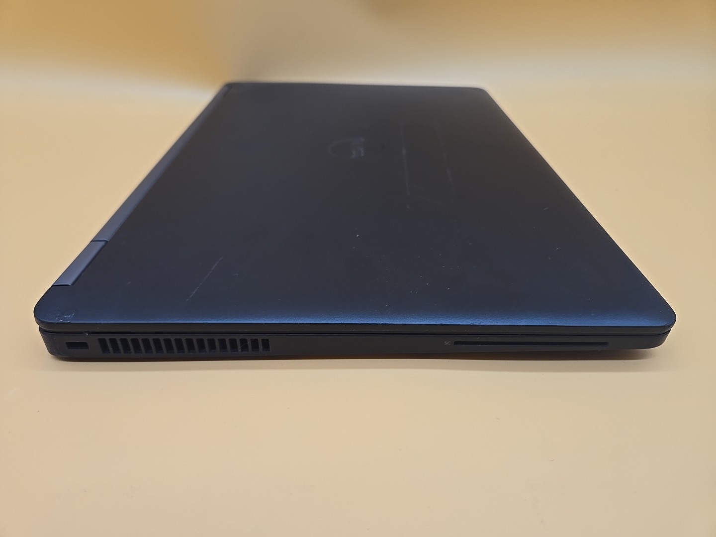 Dell Laptop Latitude E7470 14″ Intel i7-6600U @2.60GHz 16GB RAM 512GB SSD – READ
