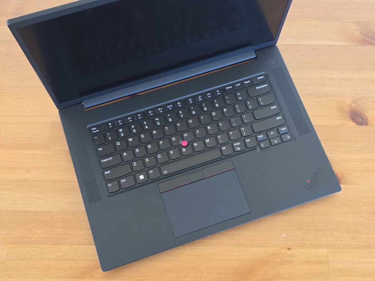 Lenovo ThinkPad P1 Gen 4 i7-11850H 32GB 16″ 2560×1600 NVIDIA RTX 3080 1TB SSD
