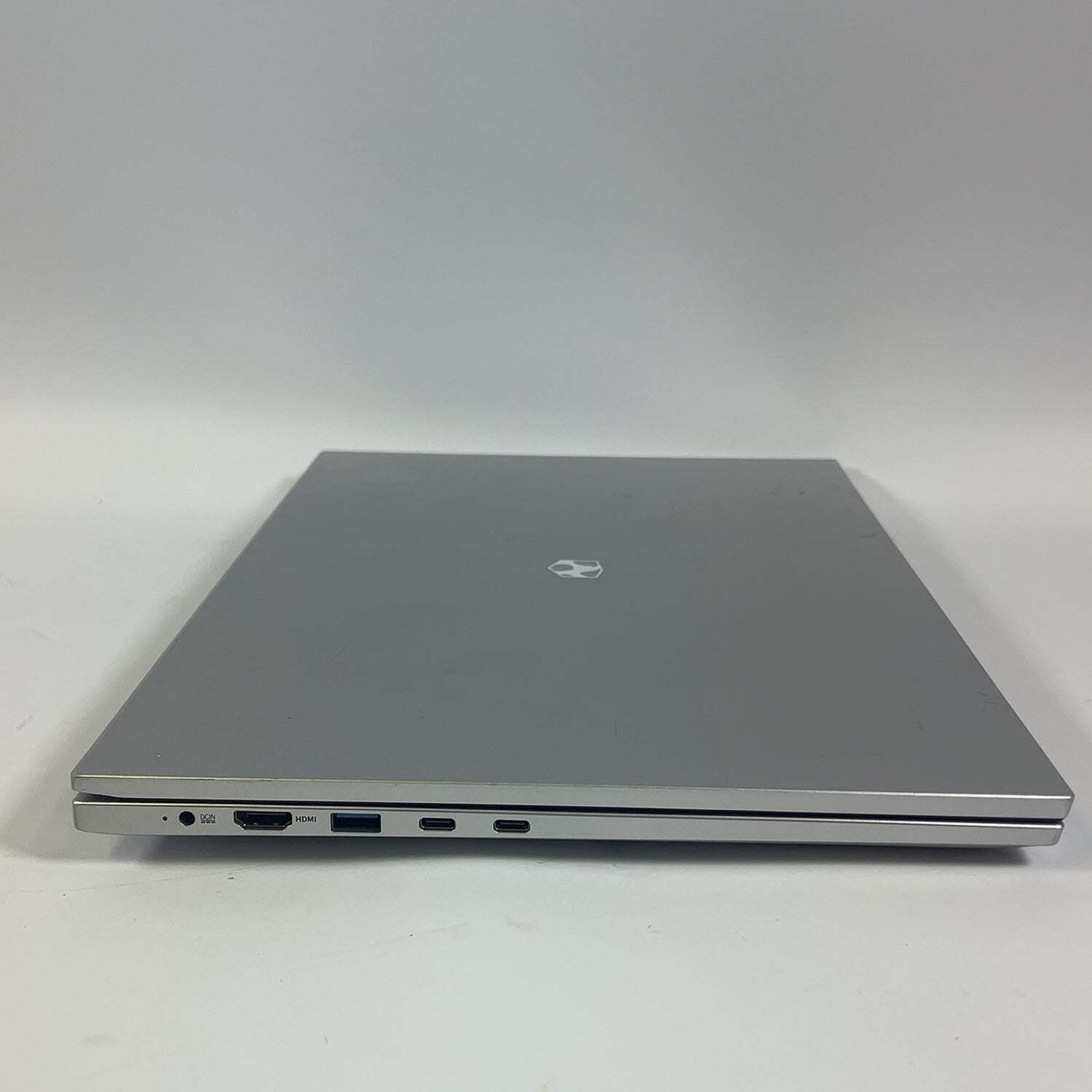 Gateway Laptop GWNR5L1746 17.3″ Ryzen 5 5500U 2.1GHz 8GB RAM 256GB SSD