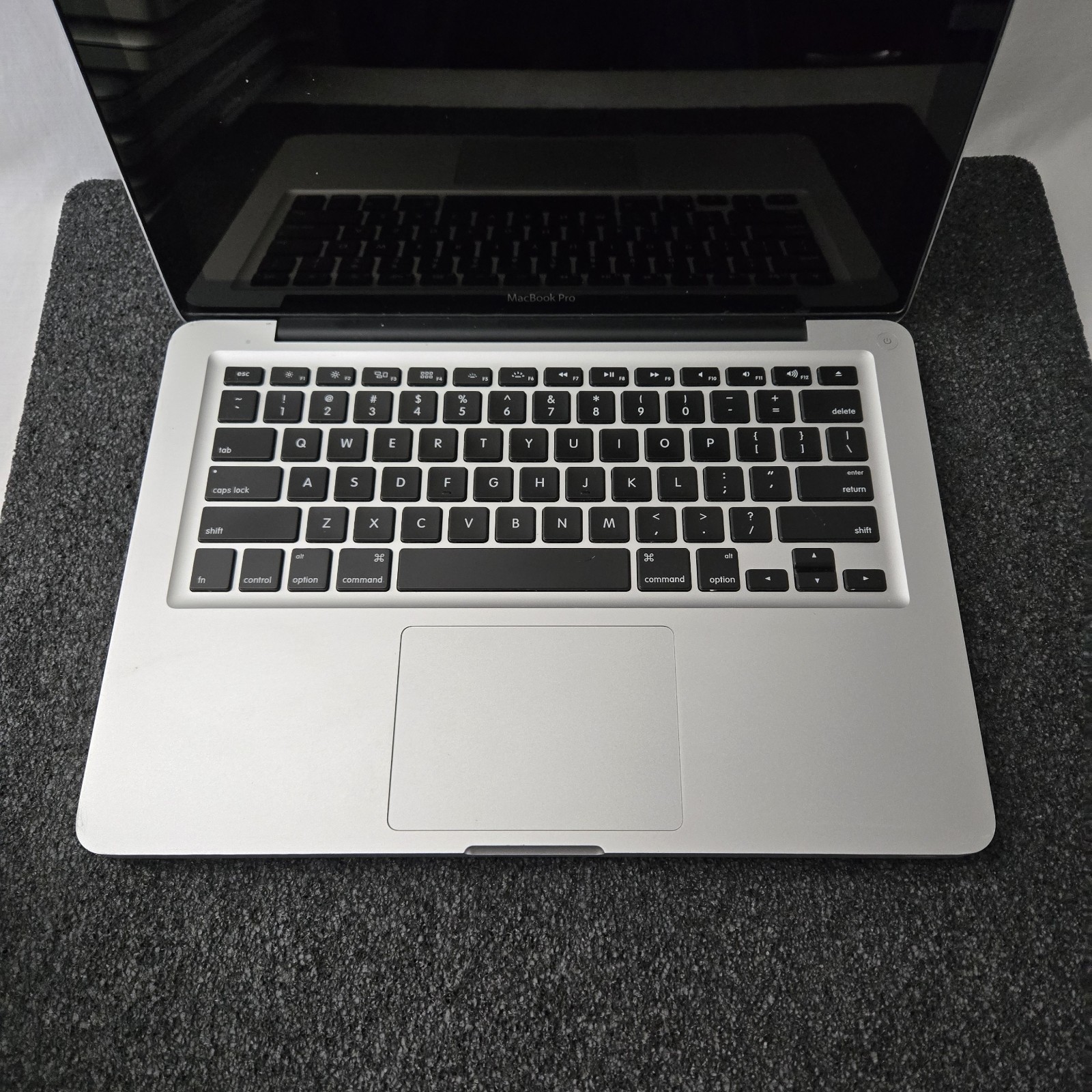 Lot of (8) Apple MacBook Pro A1278 intel i5 2.3 & 2.5 – Mixed Ram & HDD – PARTS