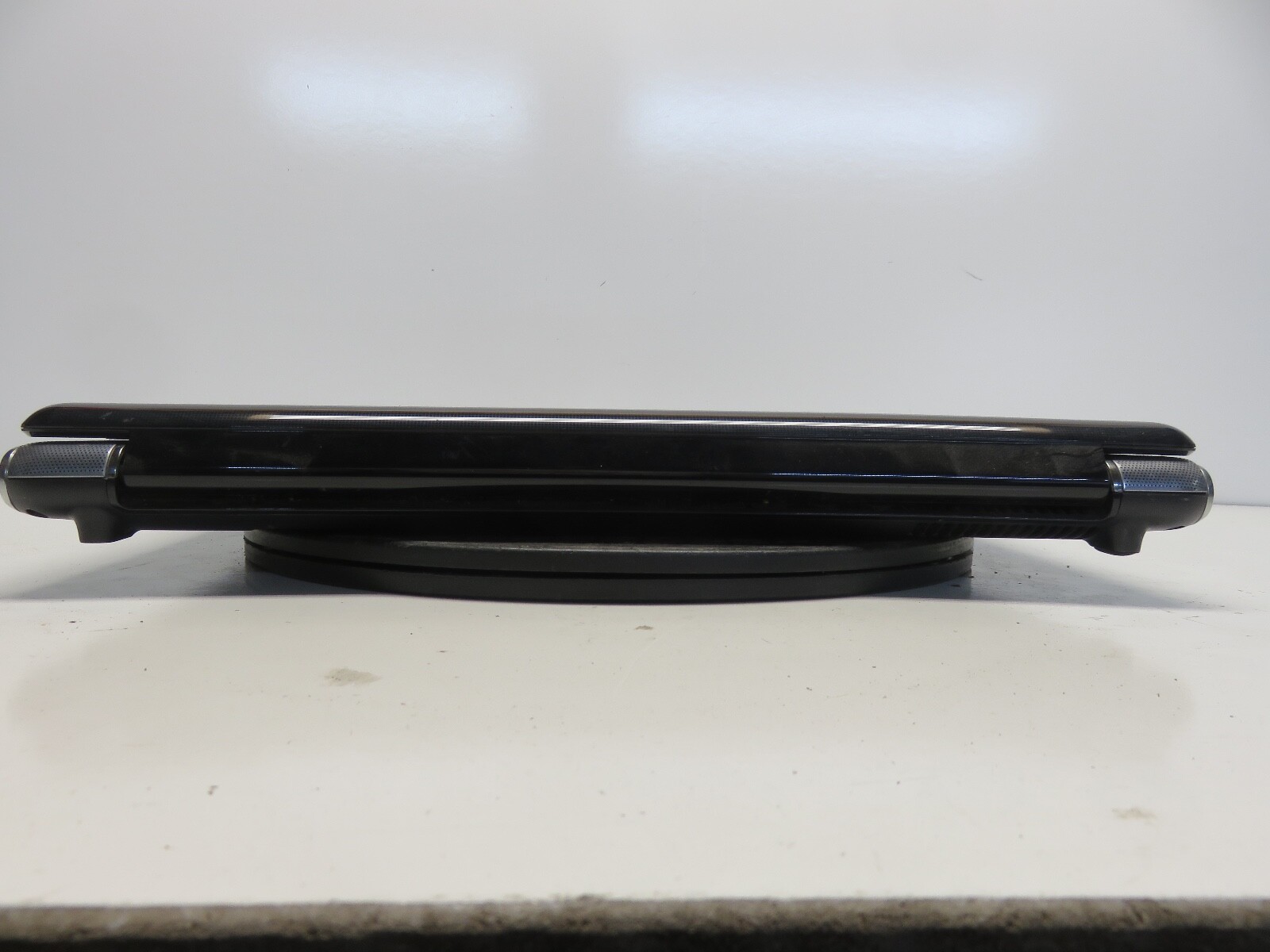 HP Pavilion DV6-1050us Laptop Intel Core 2 Duo P7450 4096 MB NO HDD No Batt