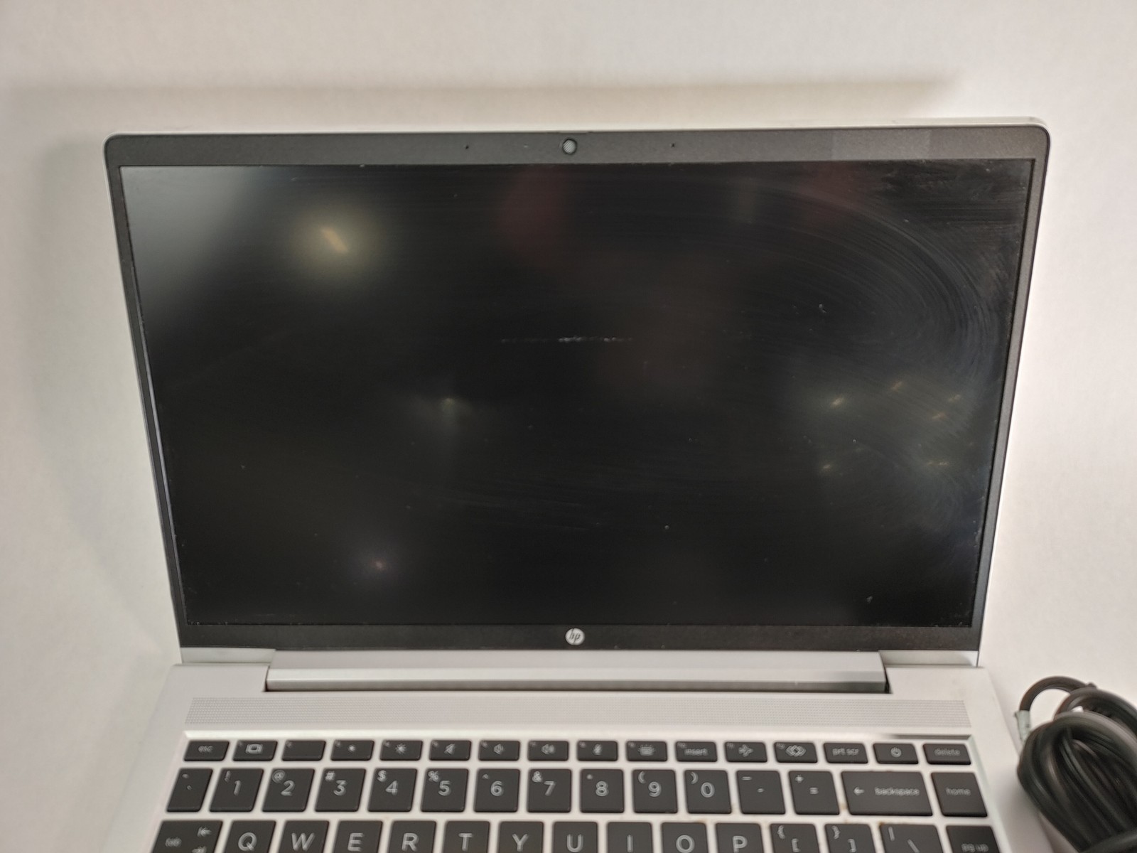 HP ProBook 440 G9 Core i5-1235U 1.30 GHz 16 GB DDR4 256 GB NVMe Windows 11 Pro