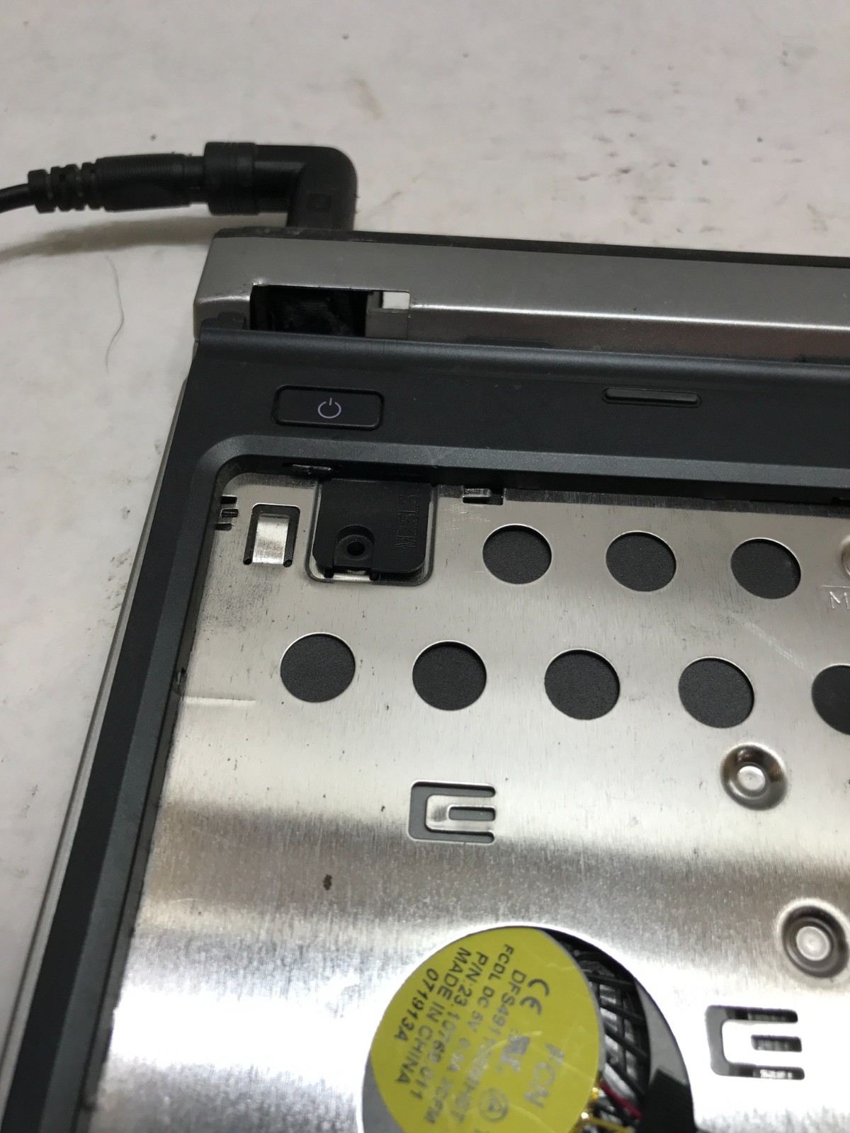 Dell Latitude 3330 13″ Intel Core i5 4GB RAM NO HDD/OS For Parts/Repair AS IS DW