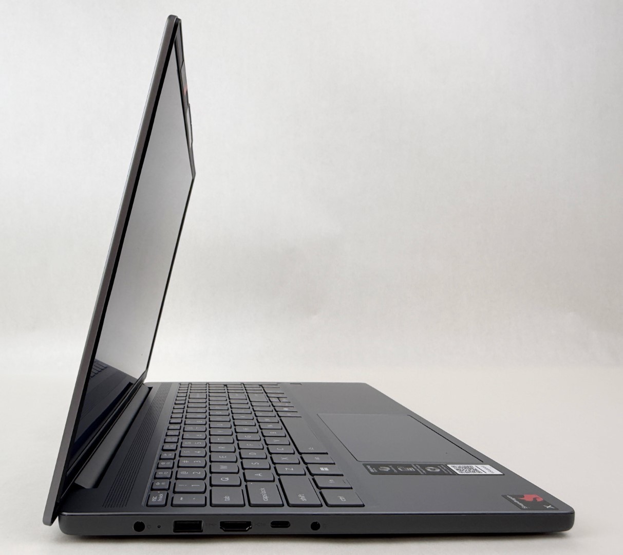 Lenovo IdeaPad Slim 3x 15Q8X10 15.3″ WUXGA Touch Snapdragon X 16GB 1TB SSD W11H
