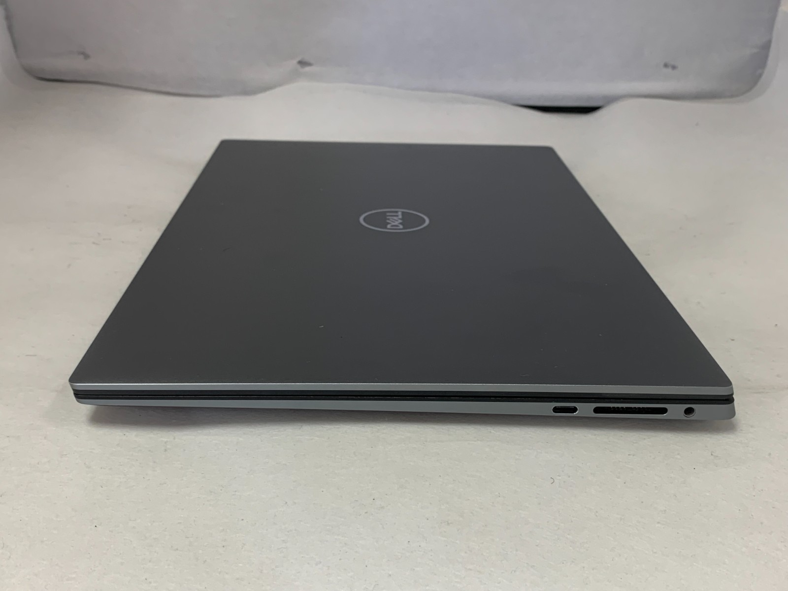 Dell Precision 5570 15.6″ UHD+ Touch i7-12800H 32GB 512GB NVMe NVIDIA RTX A2000