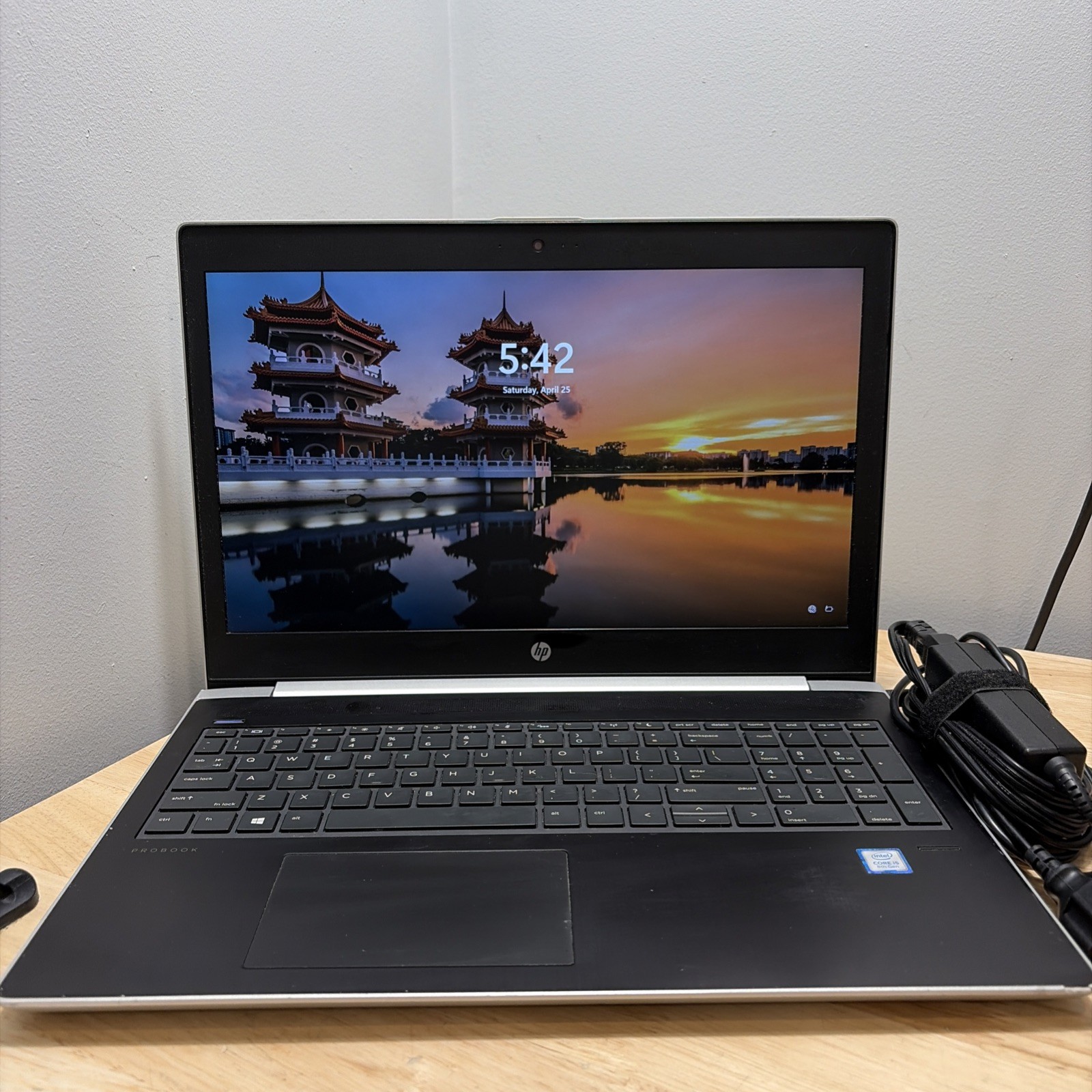 HP ProBook 450 G5 15″ CORE i5-8250U 1.6GHZ , 8GB, 256GB WCAM WIFI WIN11 CORD