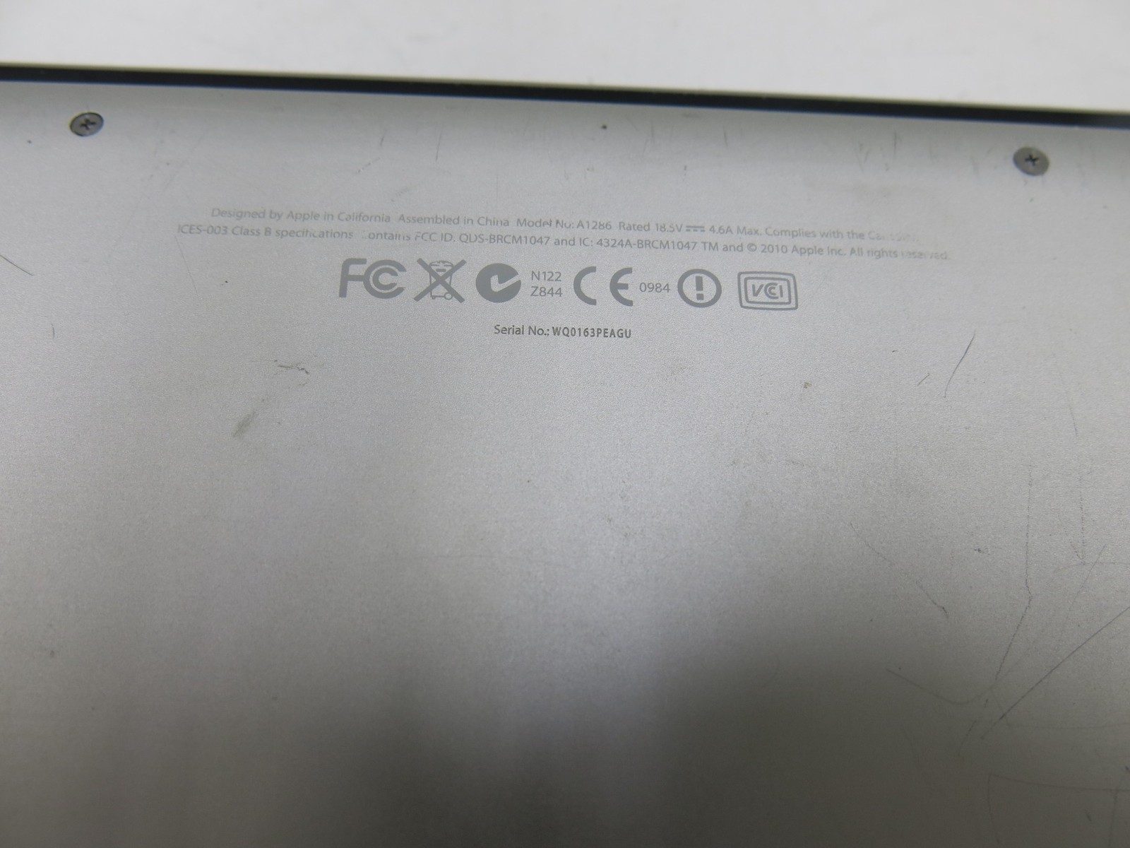 Apple MacBook Pro A1286 15.4″ 2011 | i5-520M 2.4GHz | 4GB Ram | Powers On