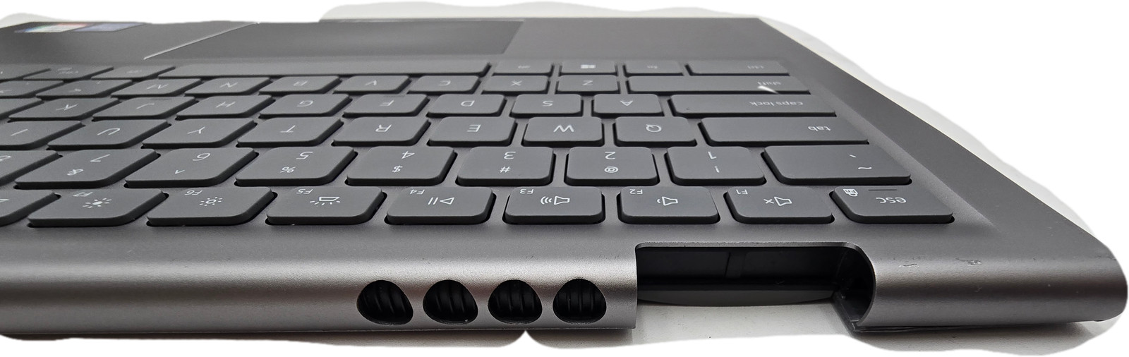 Dell Inspiron 14 i7-11th Gen 8GB 128GB SSD Windows 11 Home Keyboard Assembly