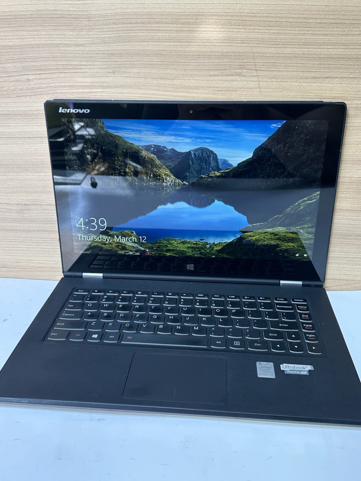 Lenovo Yoga 2 Pro i7-4510u 2GHz, 8GB RAM, 256GB mSATA SSD(for Parts Or Repair)