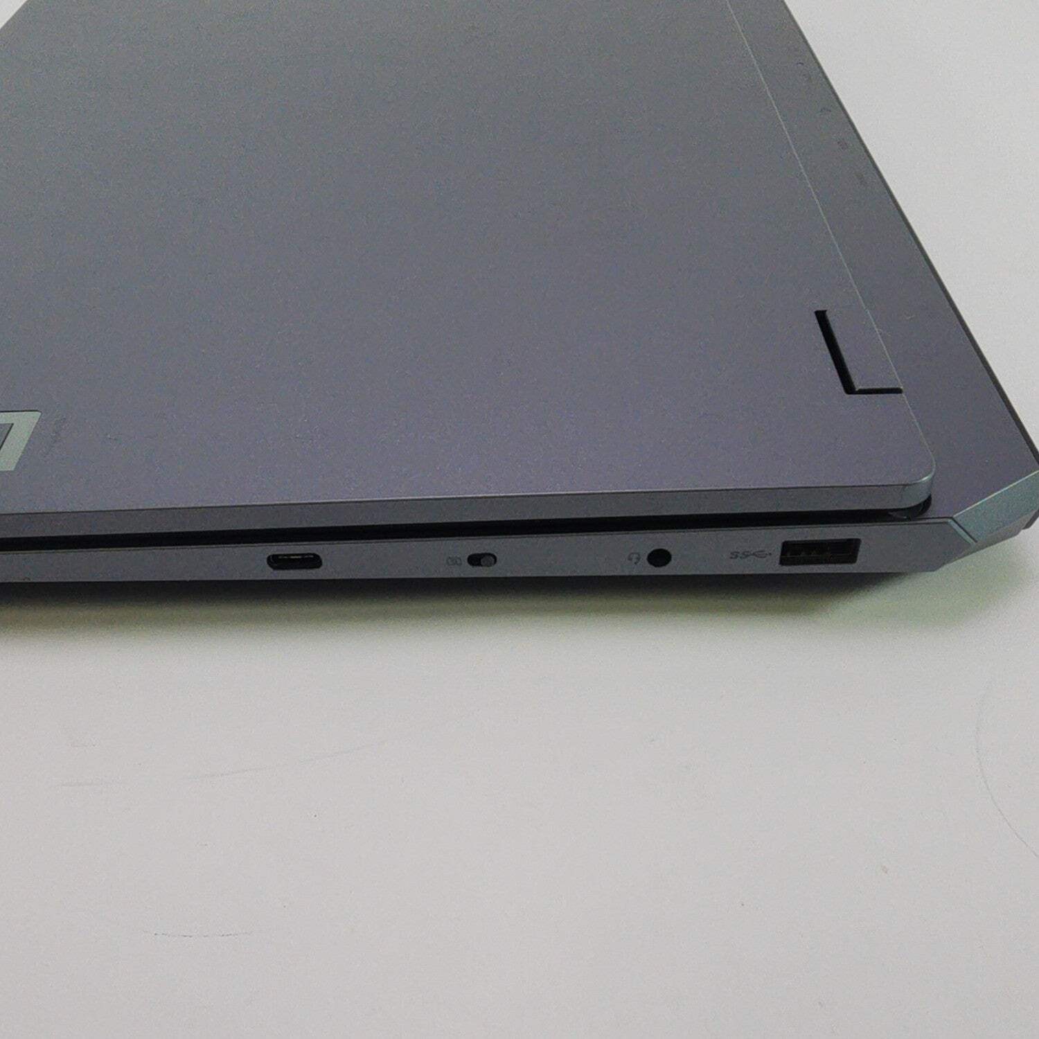 Lenovo LOQ 15 15.6″ Ryzen 5 7235HS 3.2GHz 12GB RAM 512GB SSD GeForce RTX 3050