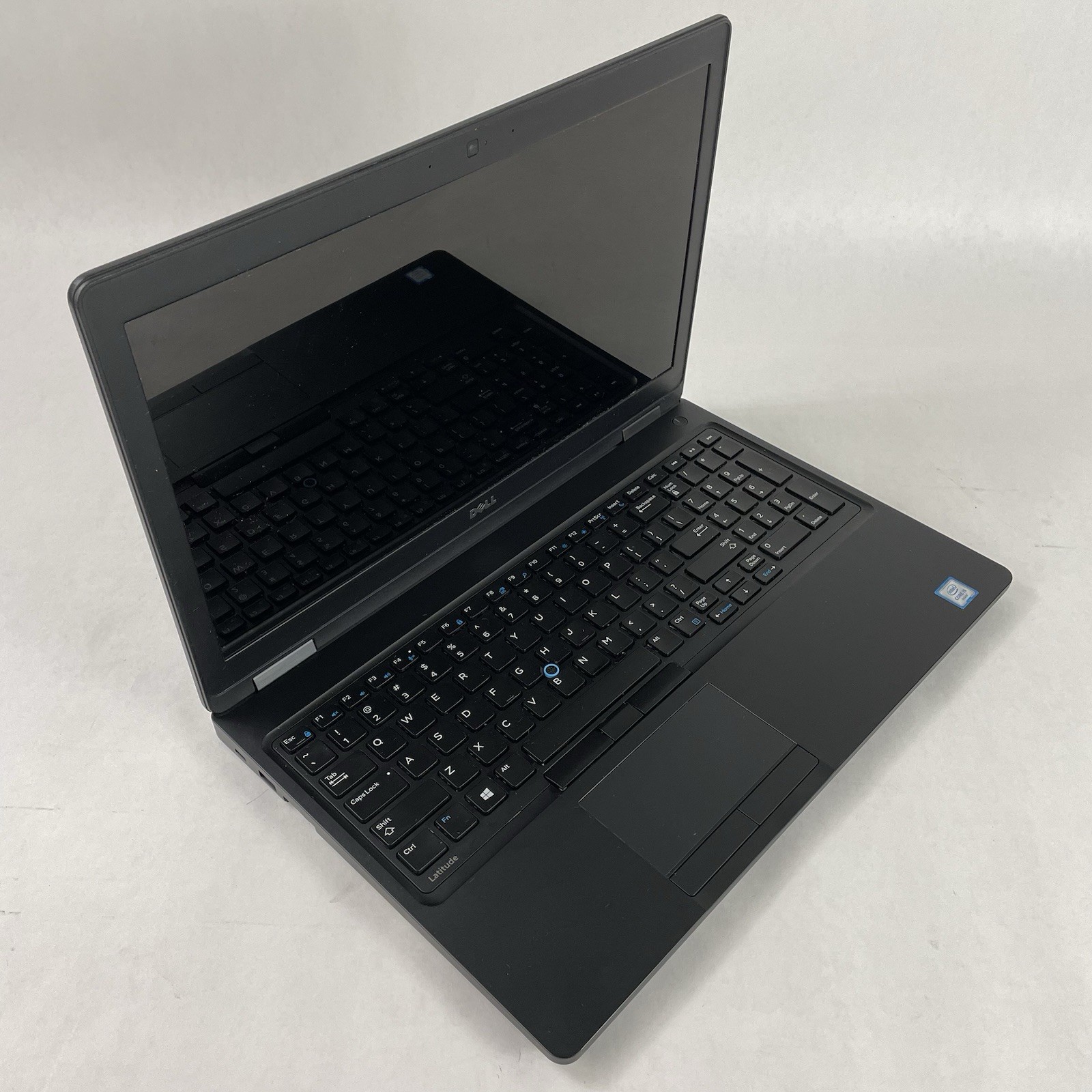 Dell Latitude 5580 15.6″ i5-6300U 2.40 GHz 8 GB RAM No SSD No OS No AC