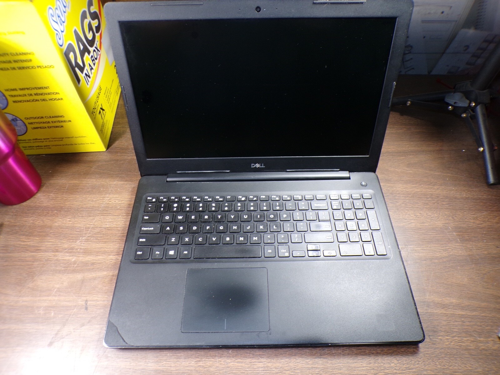 DELL LATITUDE 3590 INTEL CORE I5-8250U 1.60GHZ 8GB RAM **CRACKED SCREEN **NO HD