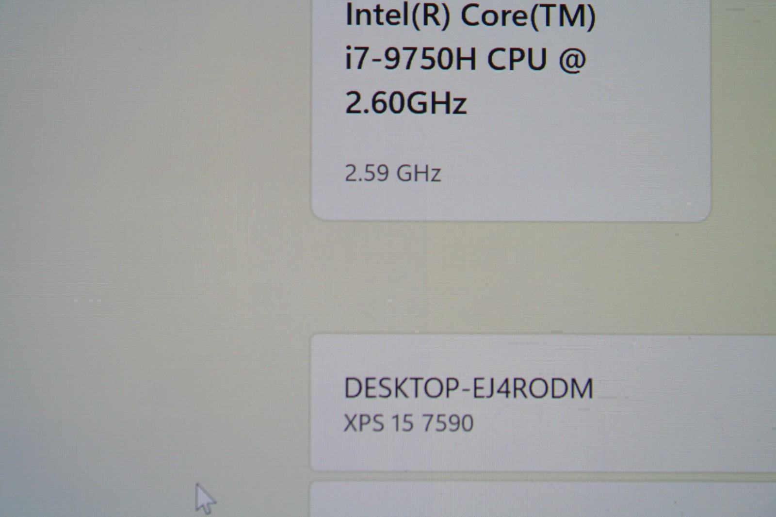 Dell XPS 15 7590 15.6″ i7-9750H ,2.60GHz- 256GB SSD – 16GB RAM – GTX 1650 – W11