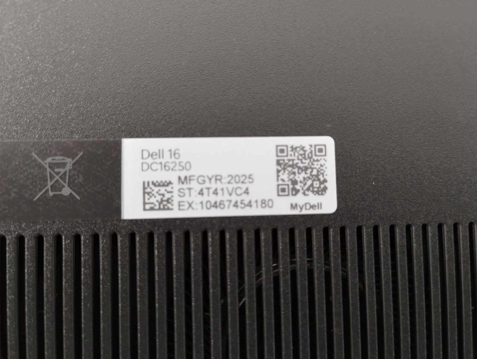 DELL 16 DC16250 MRYT3, Intel Core 7-150U, 1.80 GHz, 16 GB RAM, 1 TB NVMe SSD
