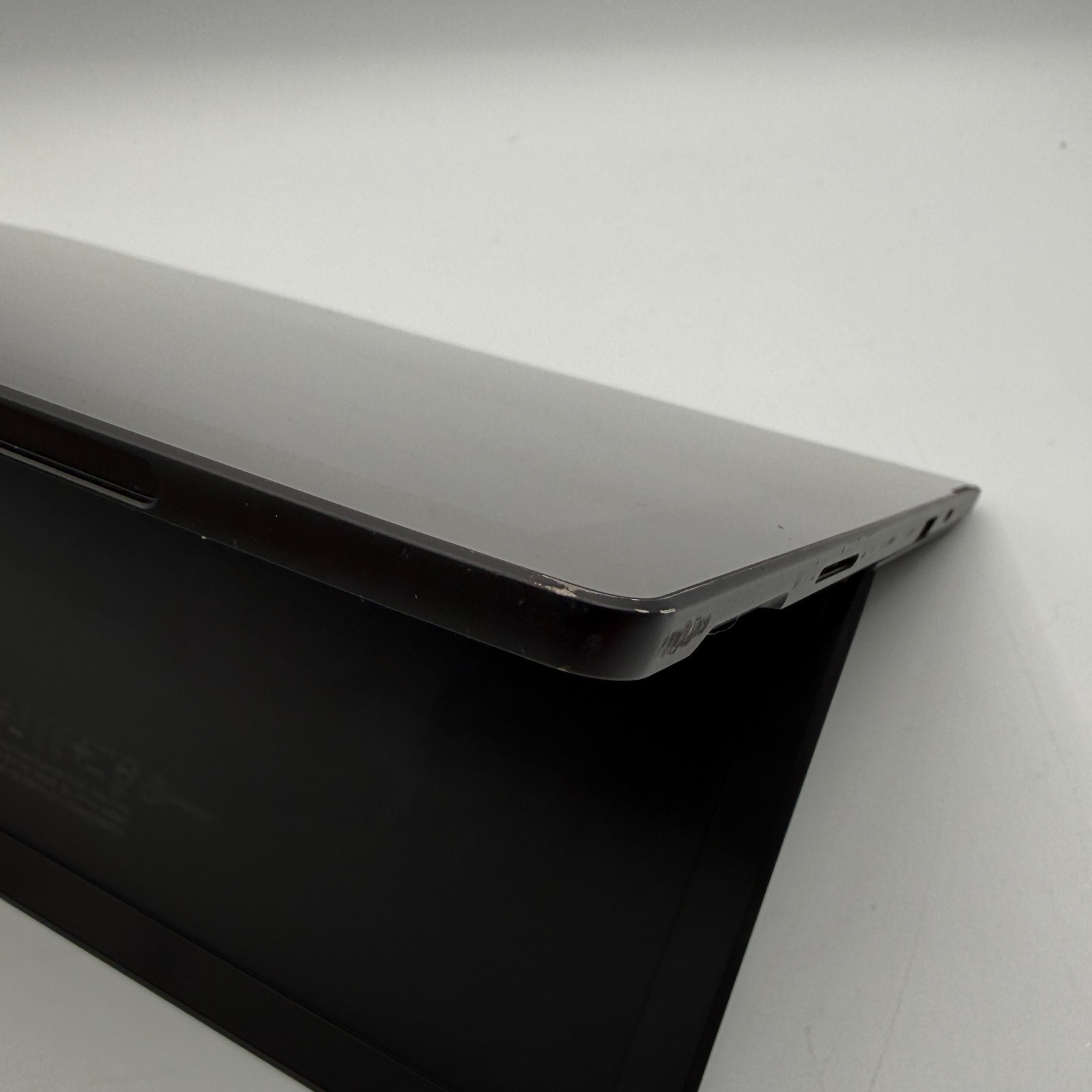 Microsoft Surface Pro 7 plus + 1960 i7-1165G7 16GB RAM 512GB SSD 12.3″ Win11 Pro