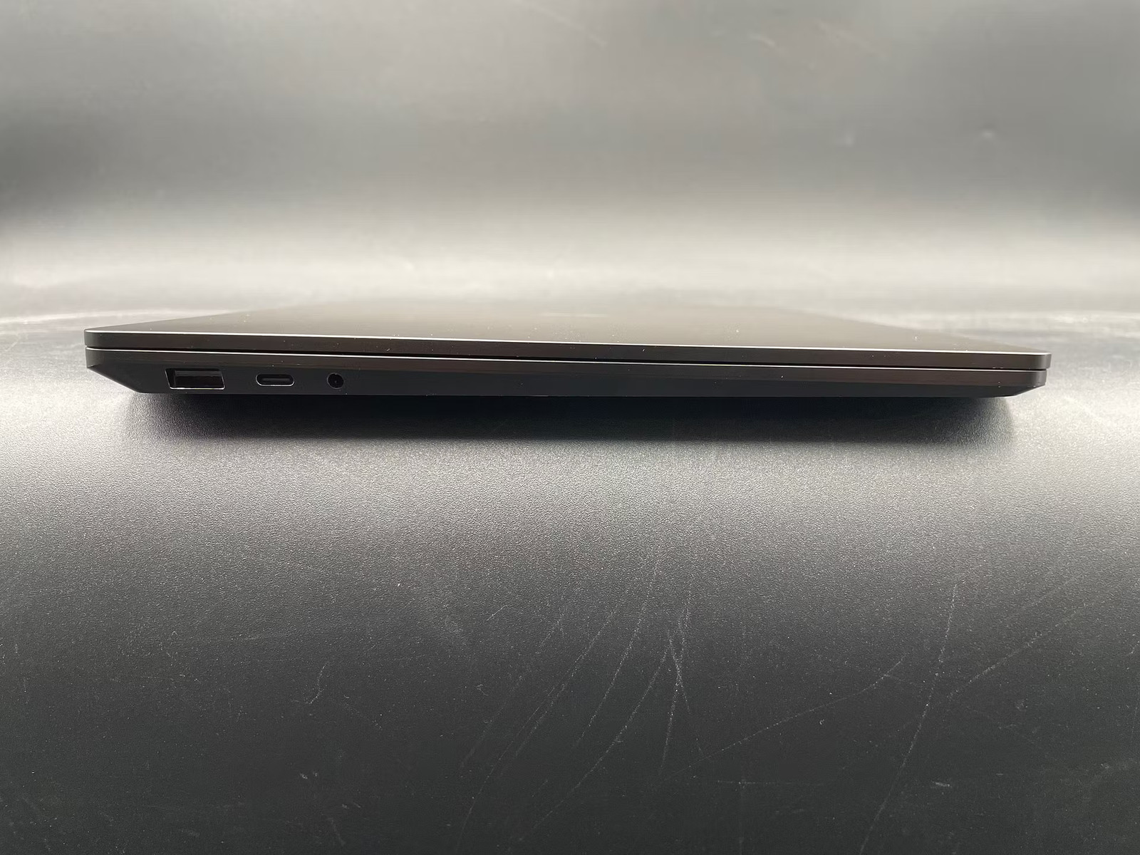 Microsoft Surface Laptop 5 Used 13.5″ (i7-1265U-16GB-256GB NVMe)