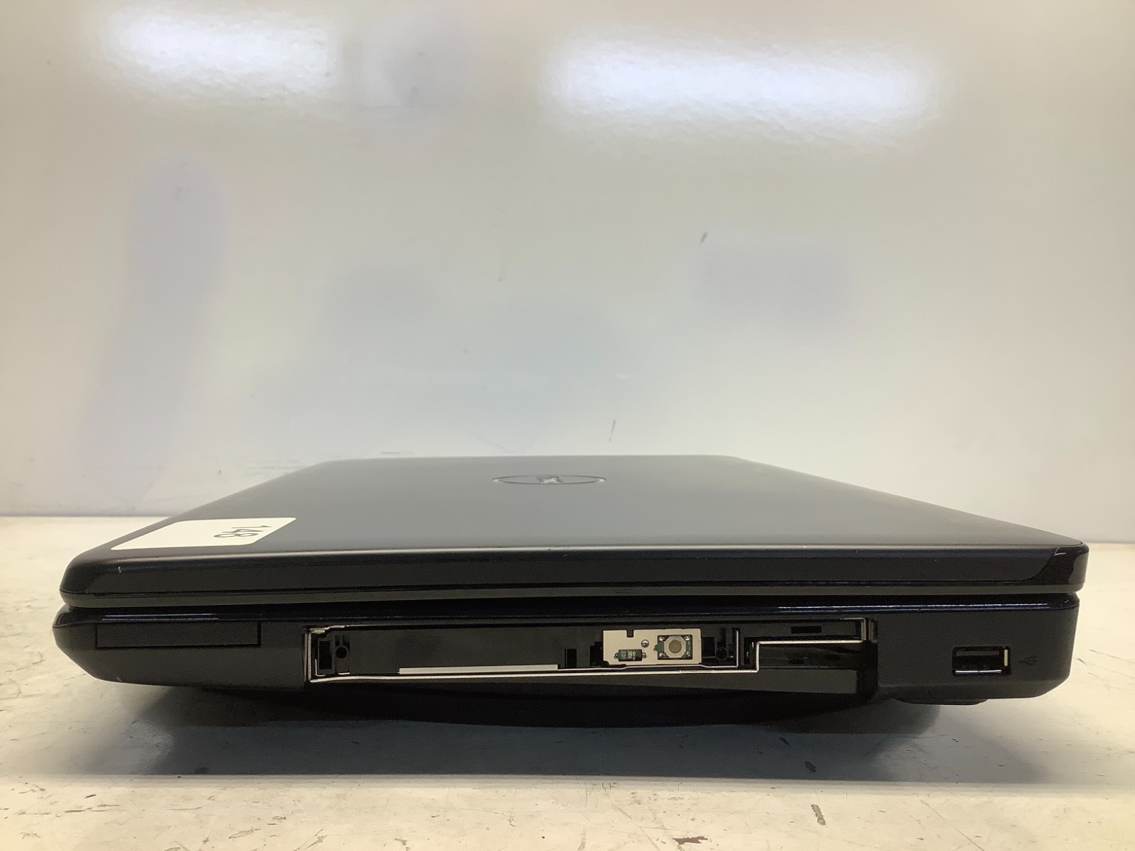 Dell Inspiron 1545 Intel Pentium Dual-Core T4400 2.2GHz 4 GB NO HD/Battery/Cover