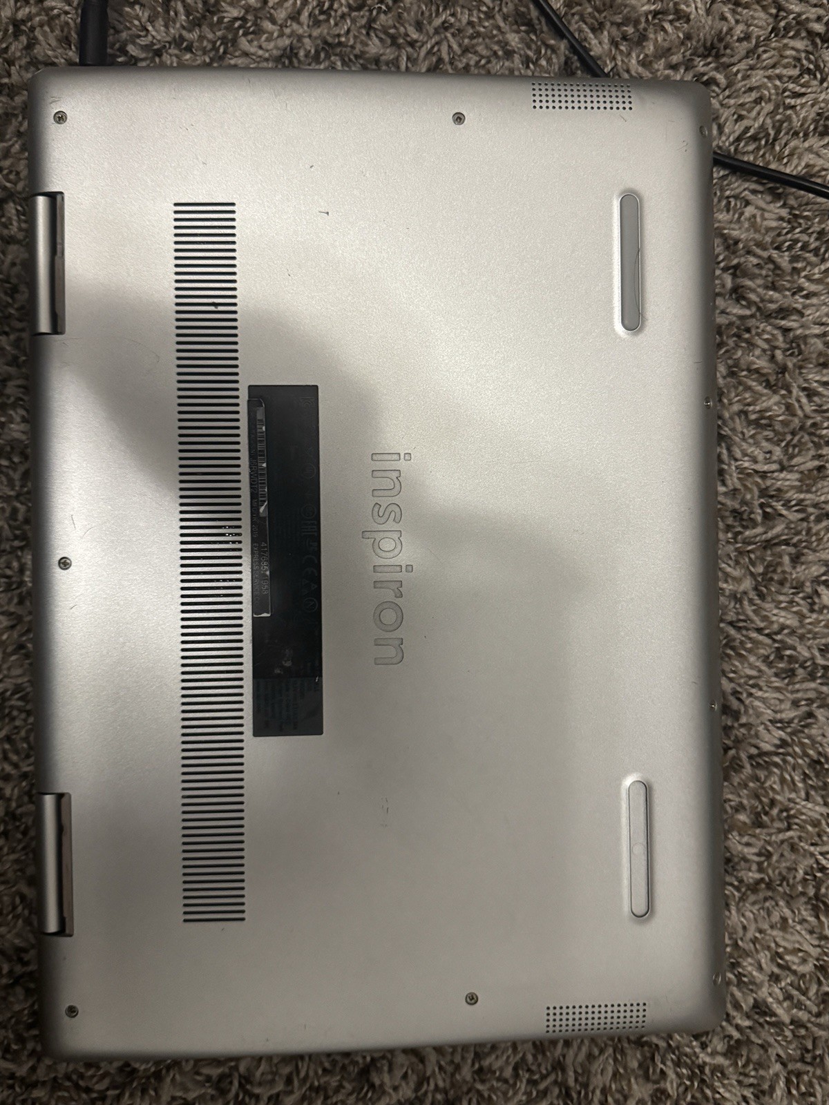 Dell Inspiron 5482 2-in-1 14″ Touchscreen i5-8265U 8GB RAM 256GB SSD Win 11