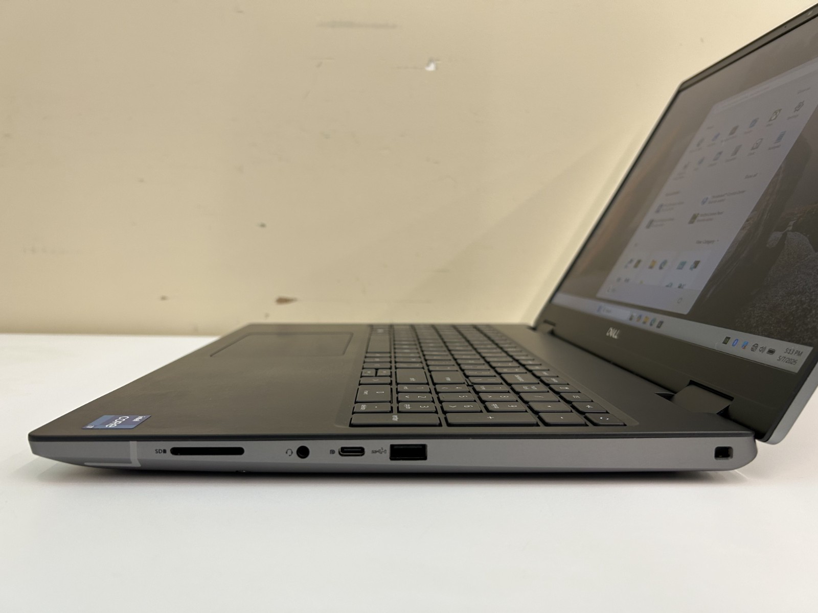 Laptop Dell Precision 7680 16″ Core i7-13850HX 128GB RAM 2TB SSD RTX 2000 Win 11