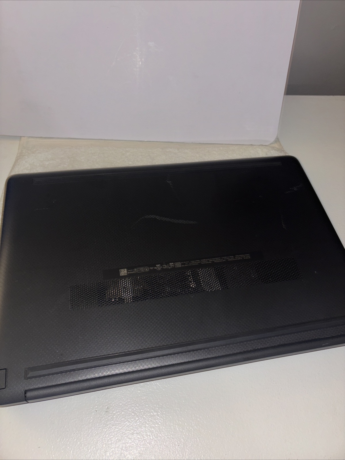 HP 255 G8 15.6 PC 3050U 2.3GHz 8GB 256GB