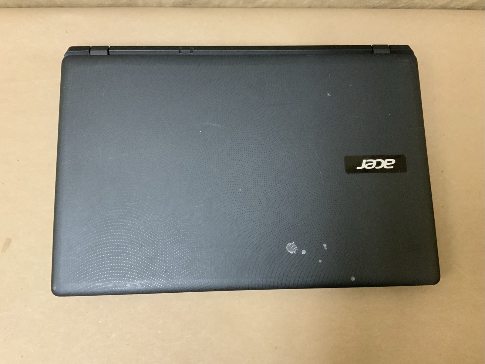 Acer Aspire ES1-521 Laptop AMD E1-6010 4GB RAM Windows – Includes Charger